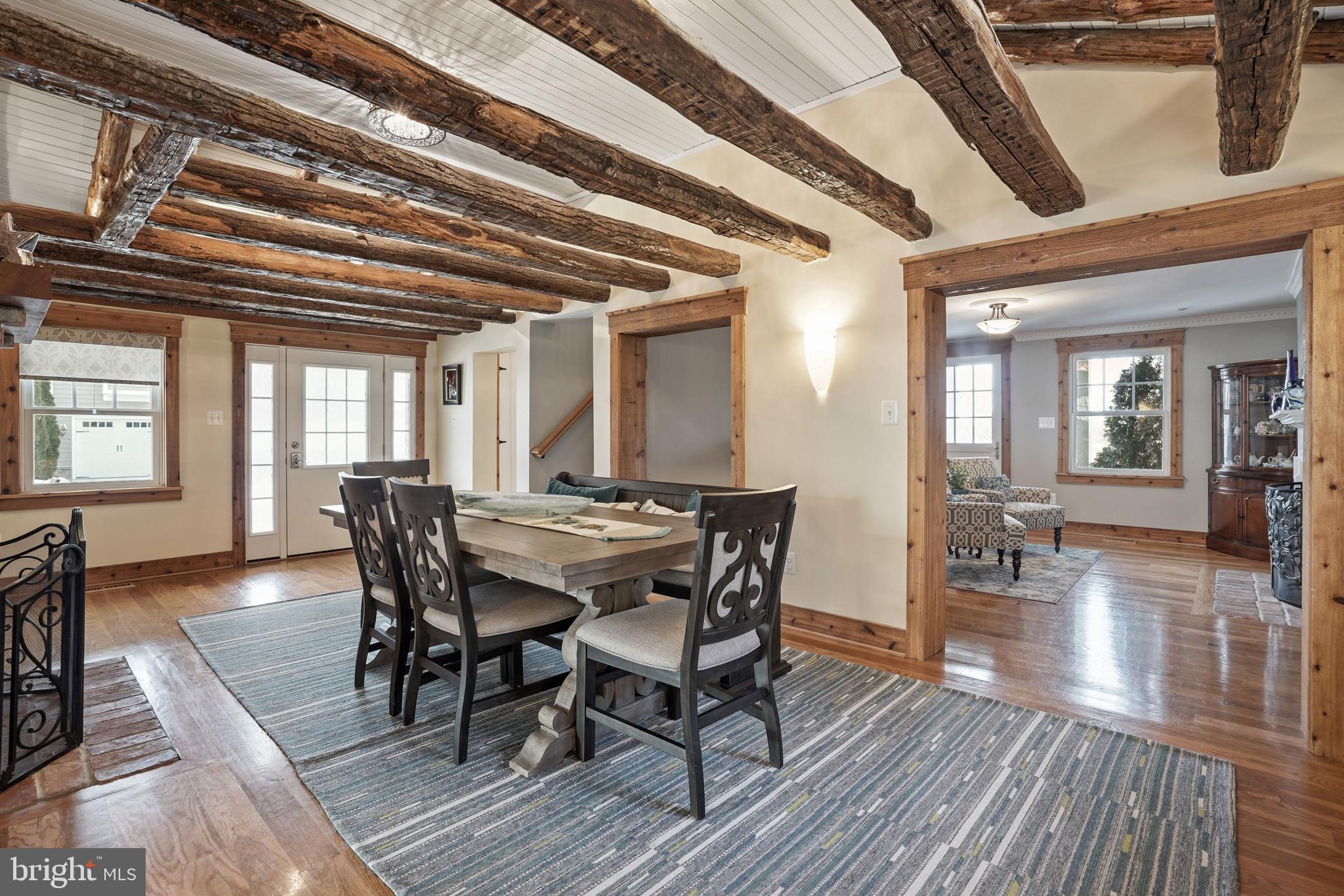 CLARK`S CORNER - Residential