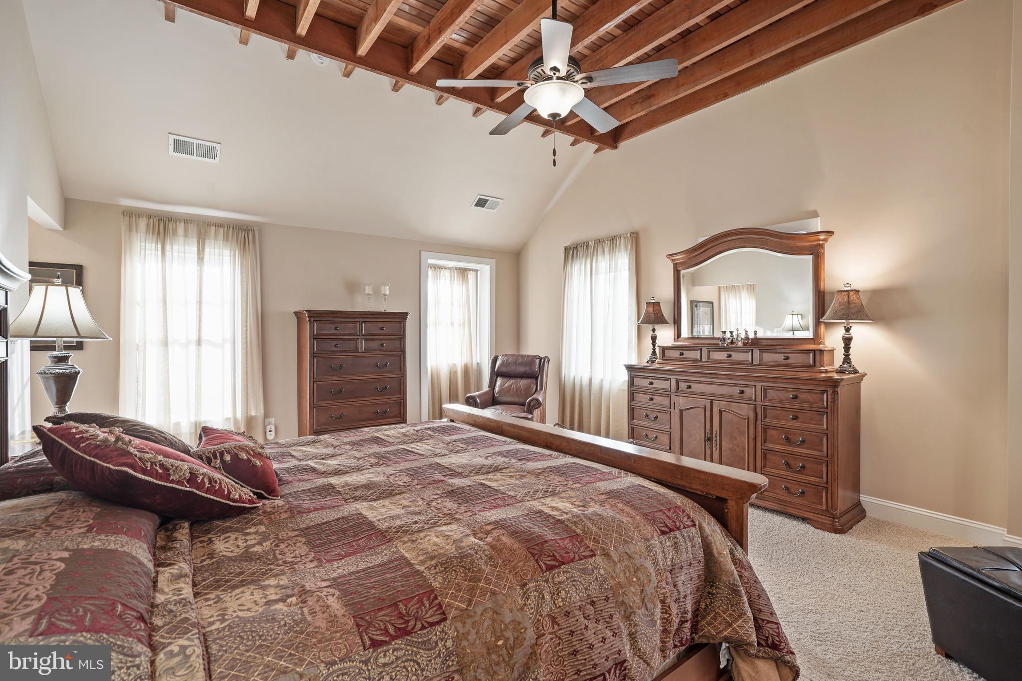 CLARK`S CORNER - Residential