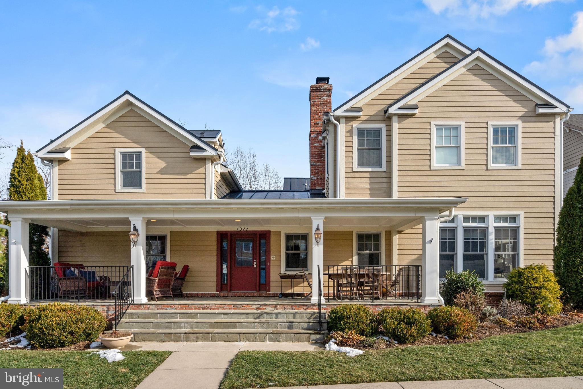 CLARK`S CORNER - Residential