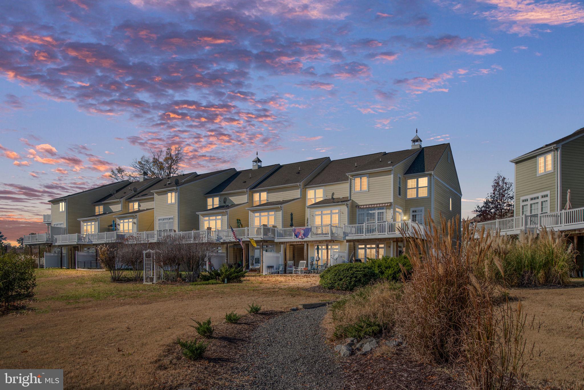 MONROE POINT - Residential