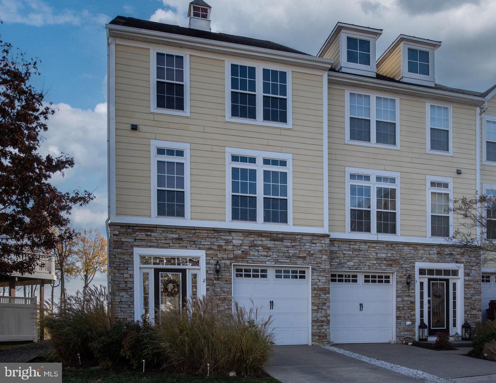 MONROE POINT - Residential