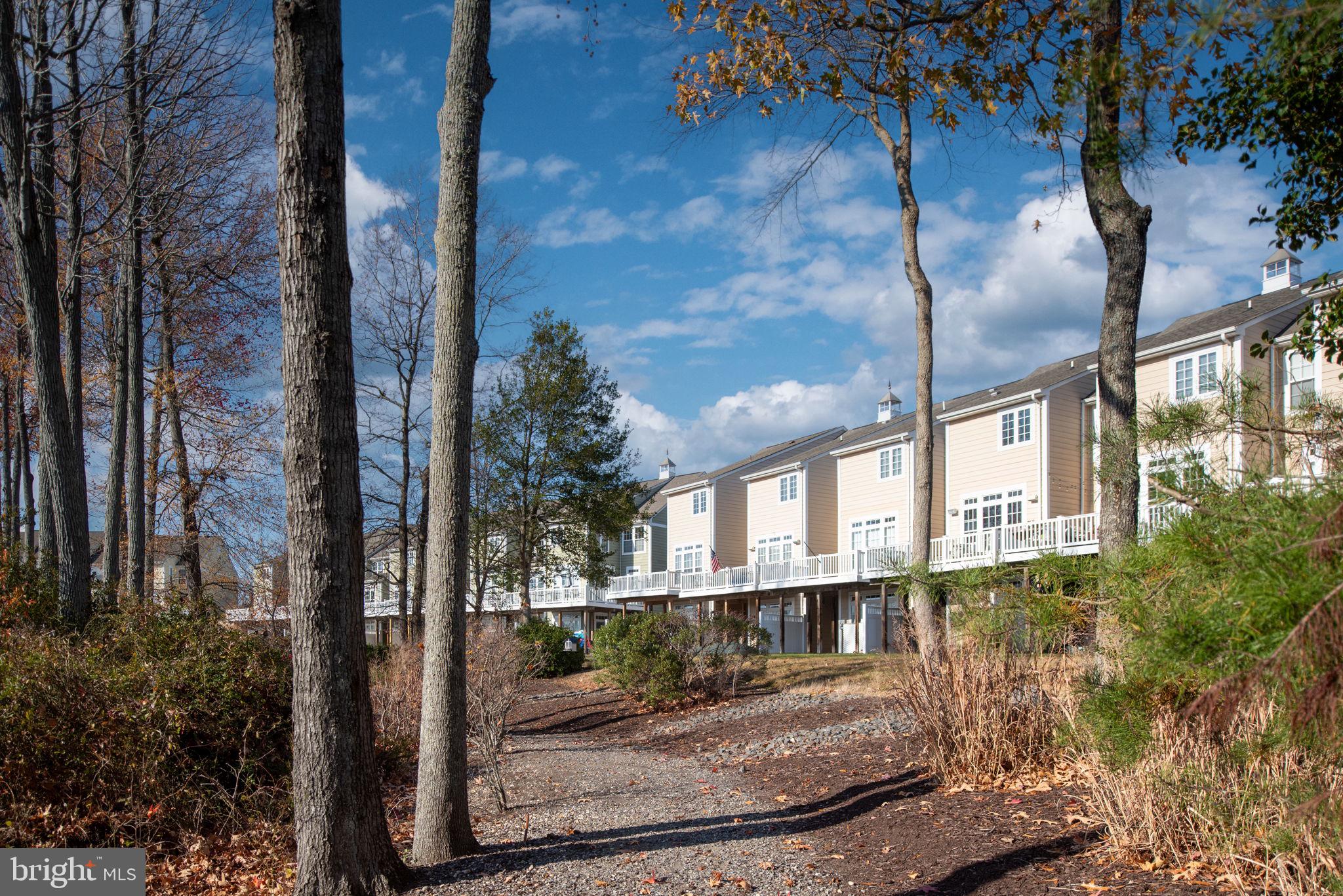 MONROE POINT - Residential