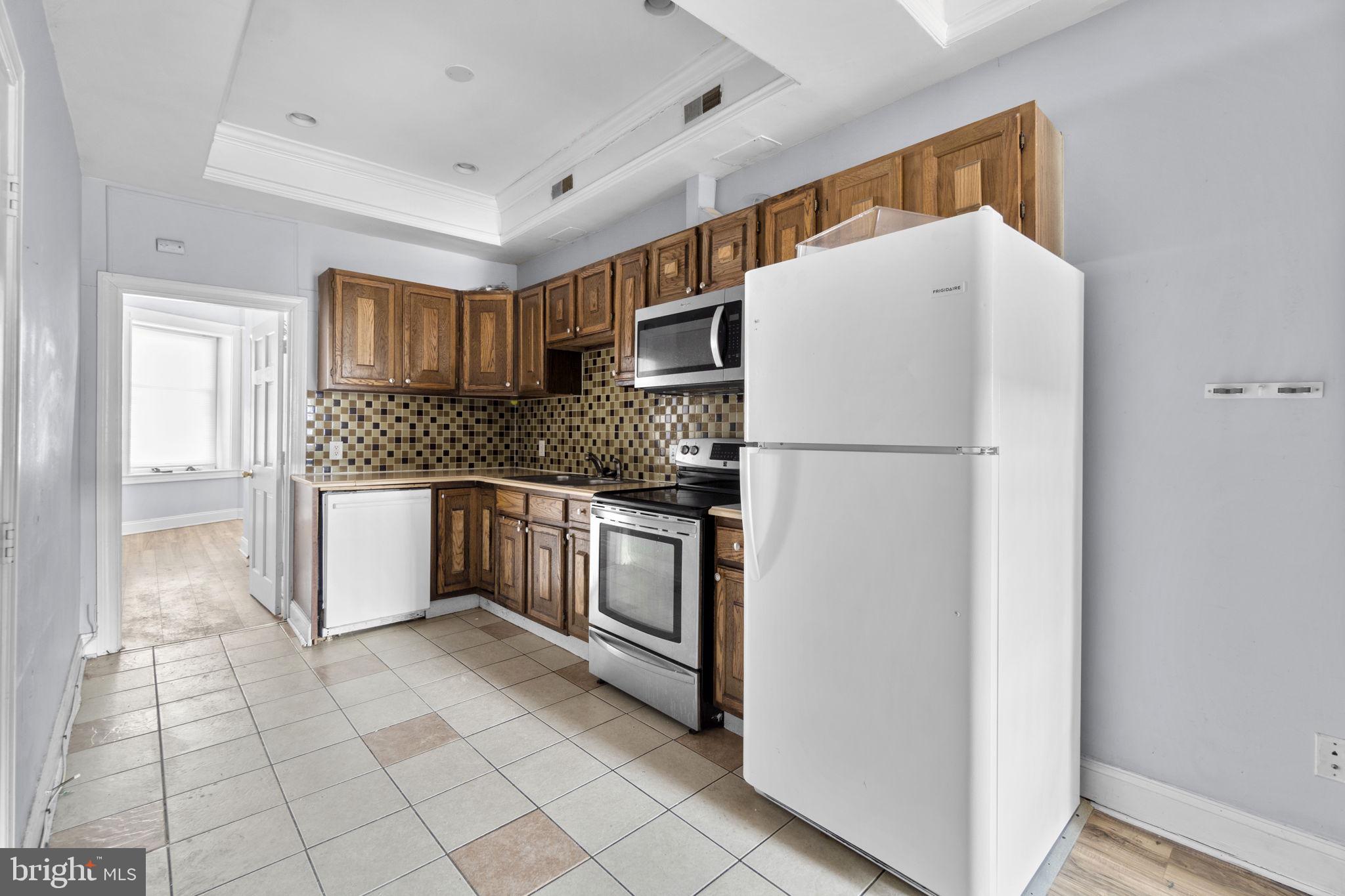 RESERVOIR HILL - Residential Income