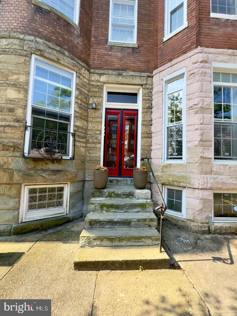 717 NEWINGTON AVENUE