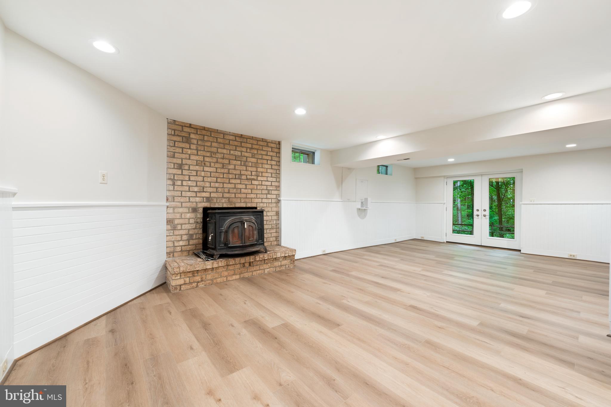 TIMBERLAKE ESTATES SOUTH - Residential