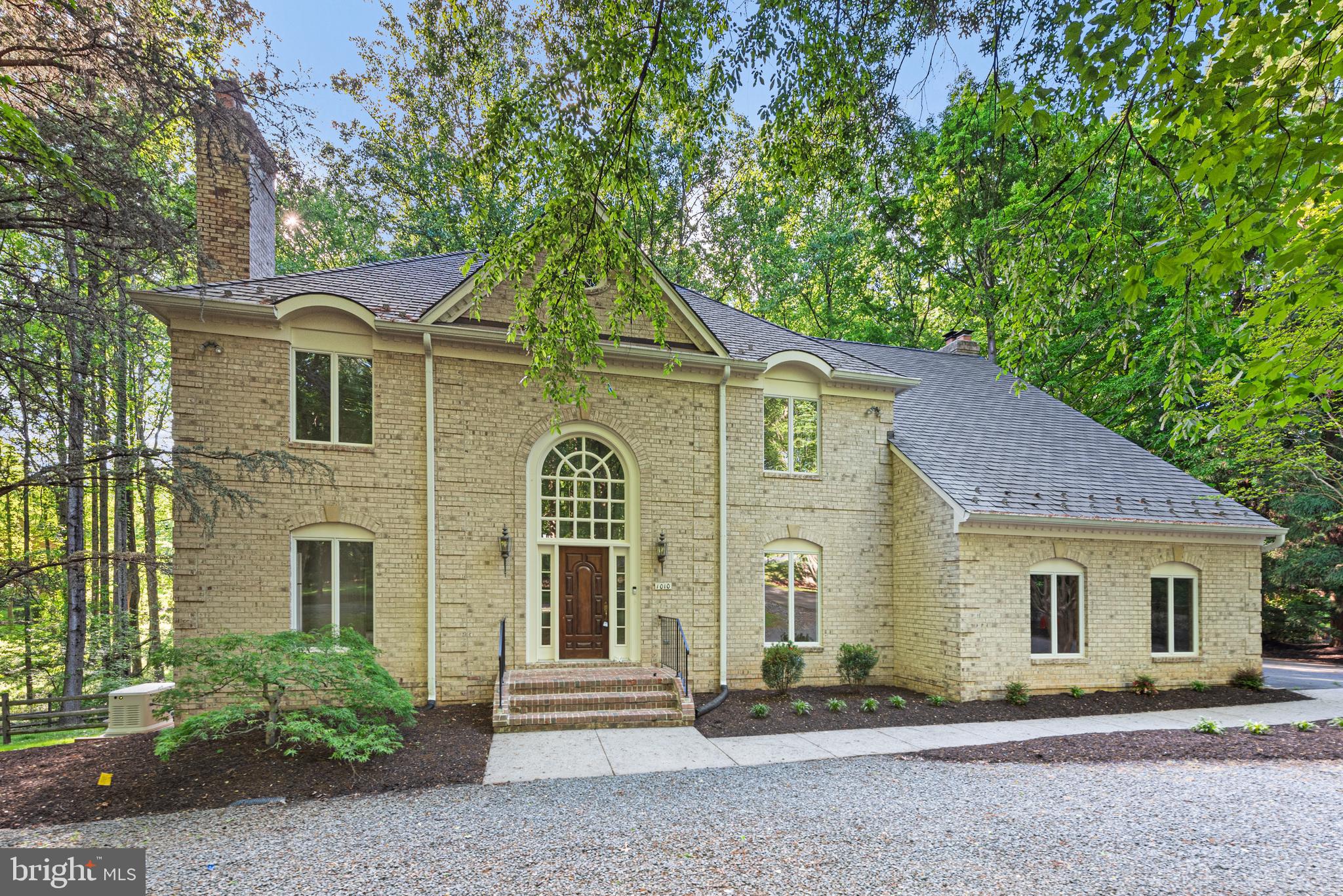 TIMBERLAKE ESTATES SOUTH - Residential