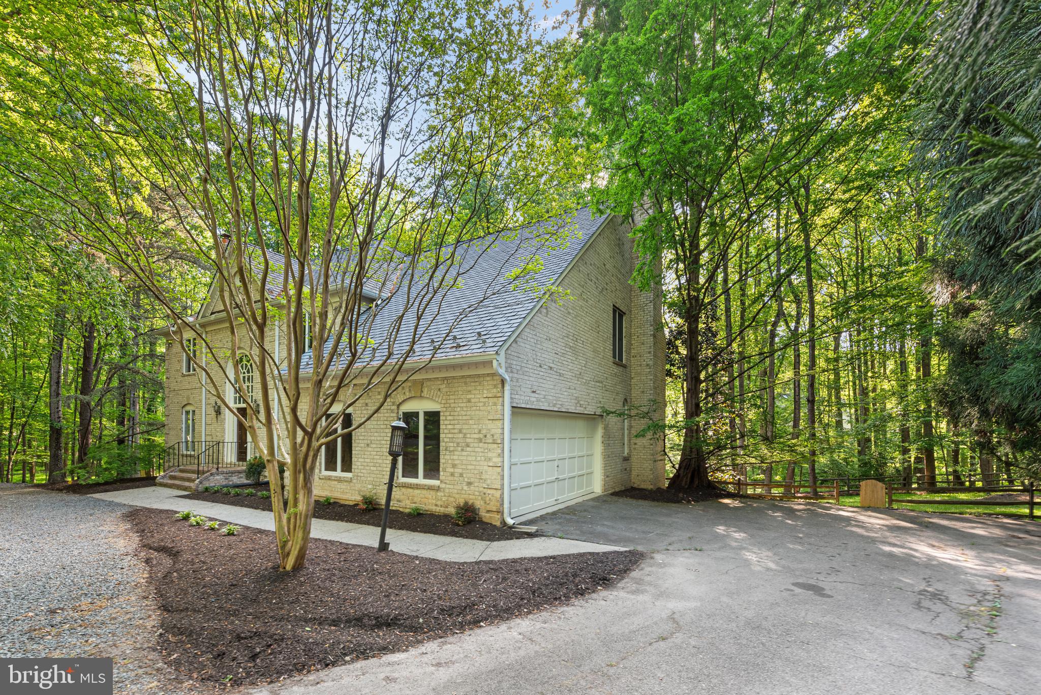 TIMBERLAKE ESTATES SOUTH - Residential