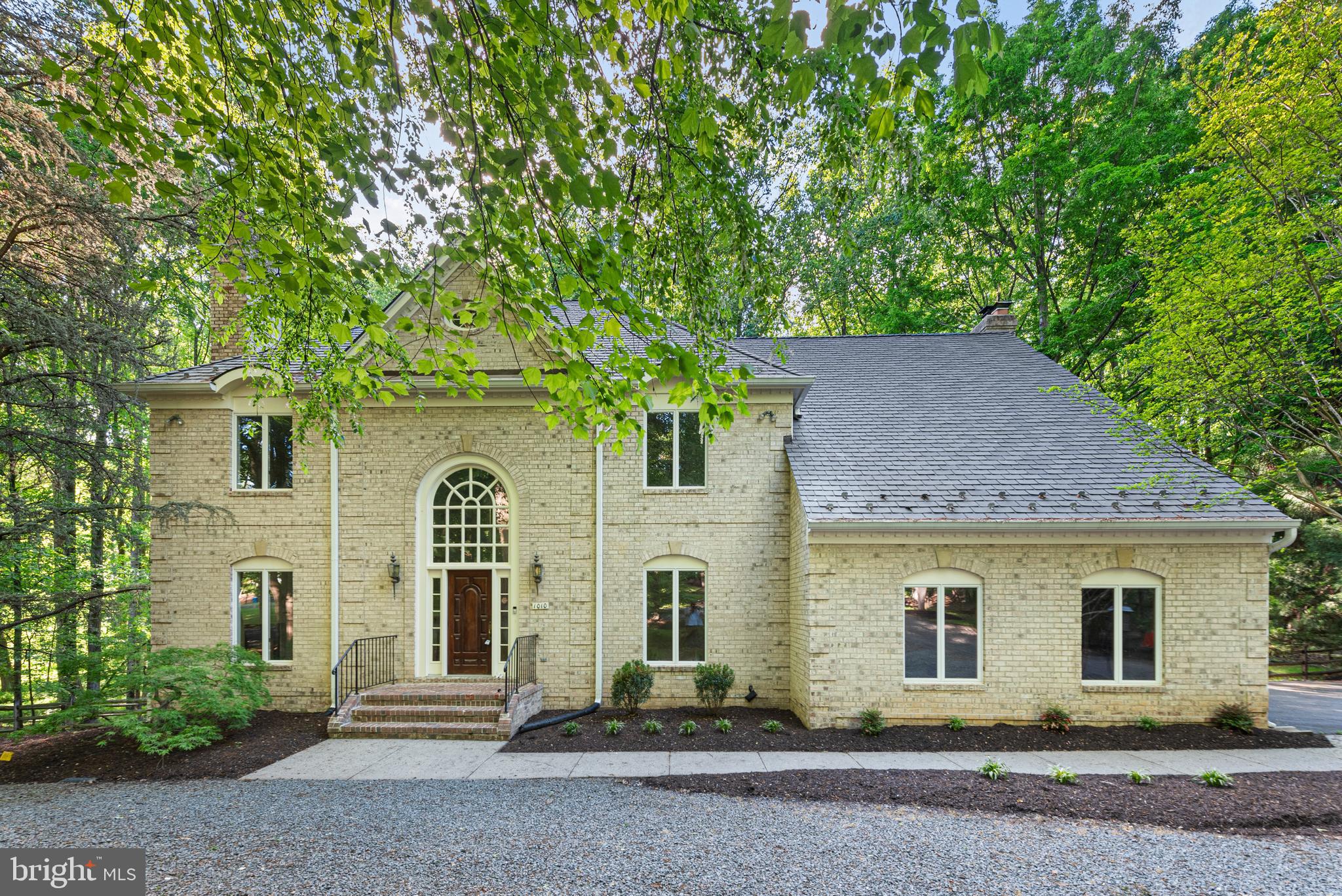 TIMBERLAKE ESTATES SOUTH - Residential