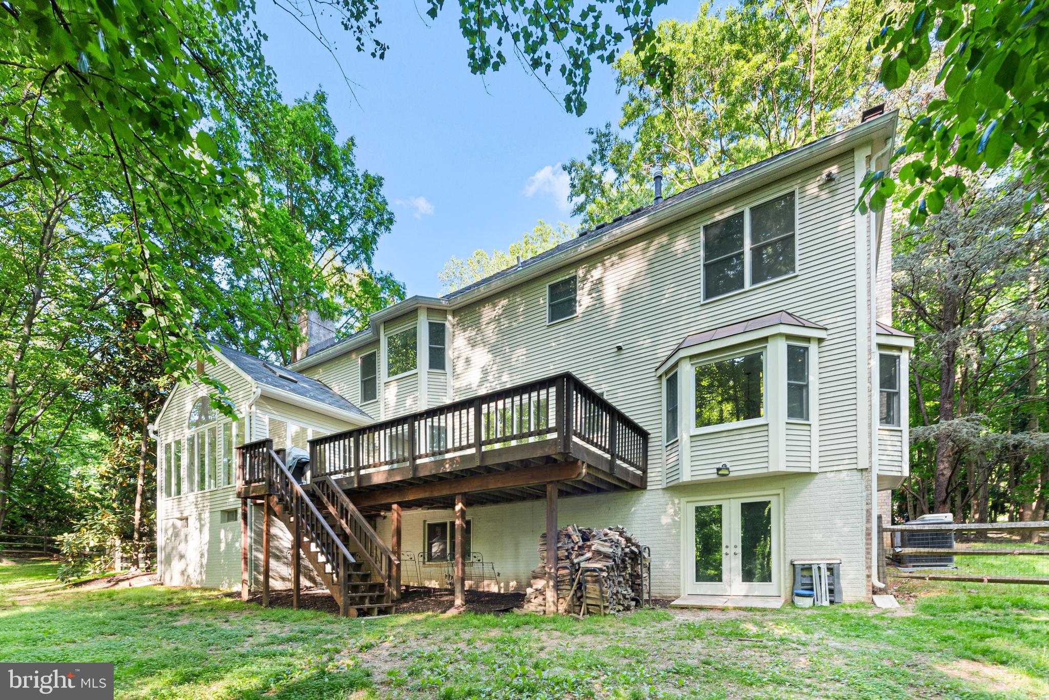 TIMBERLAKE ESTATES SOUTH - Residential