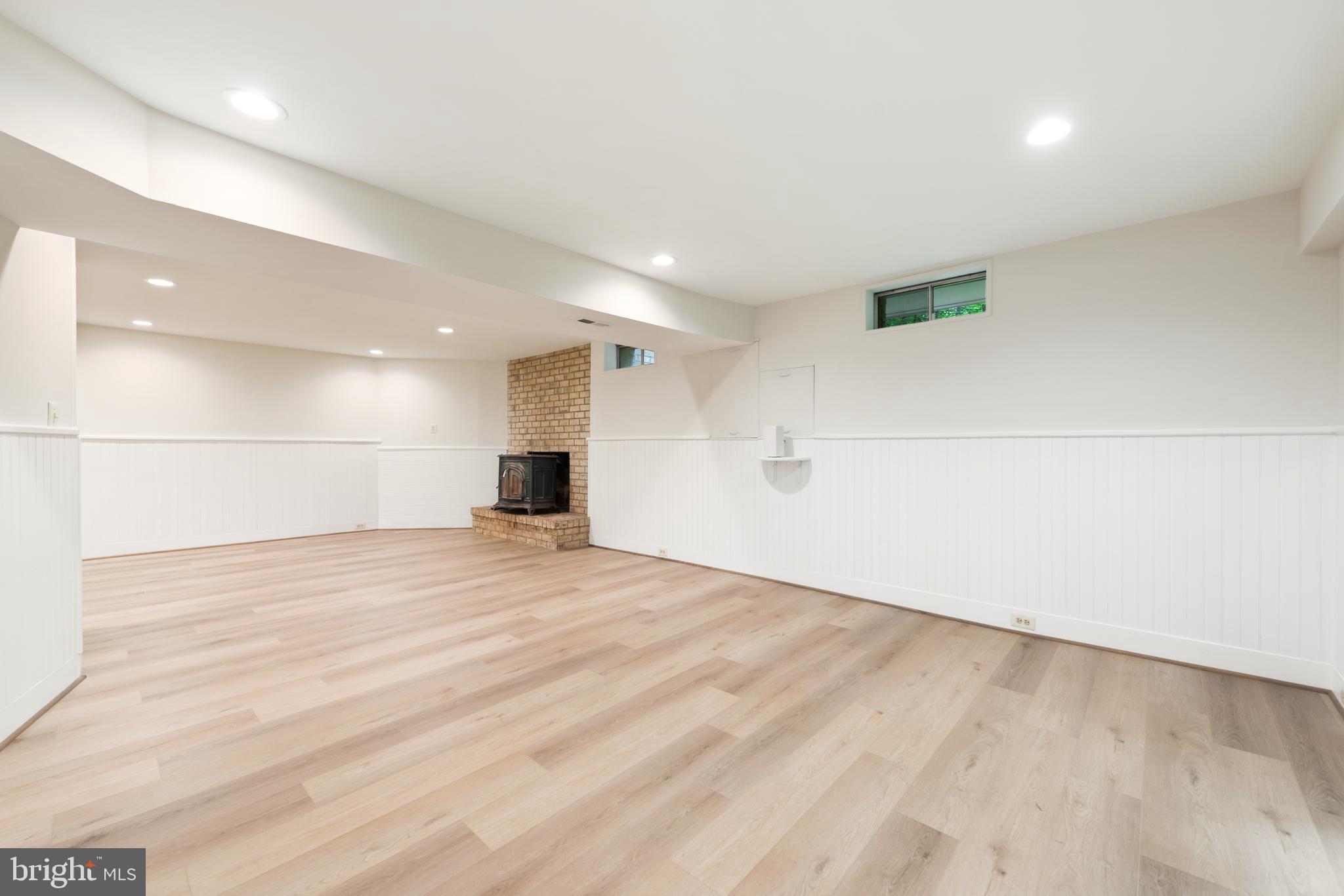 TIMBERLAKE ESTATES SOUTH - Residential