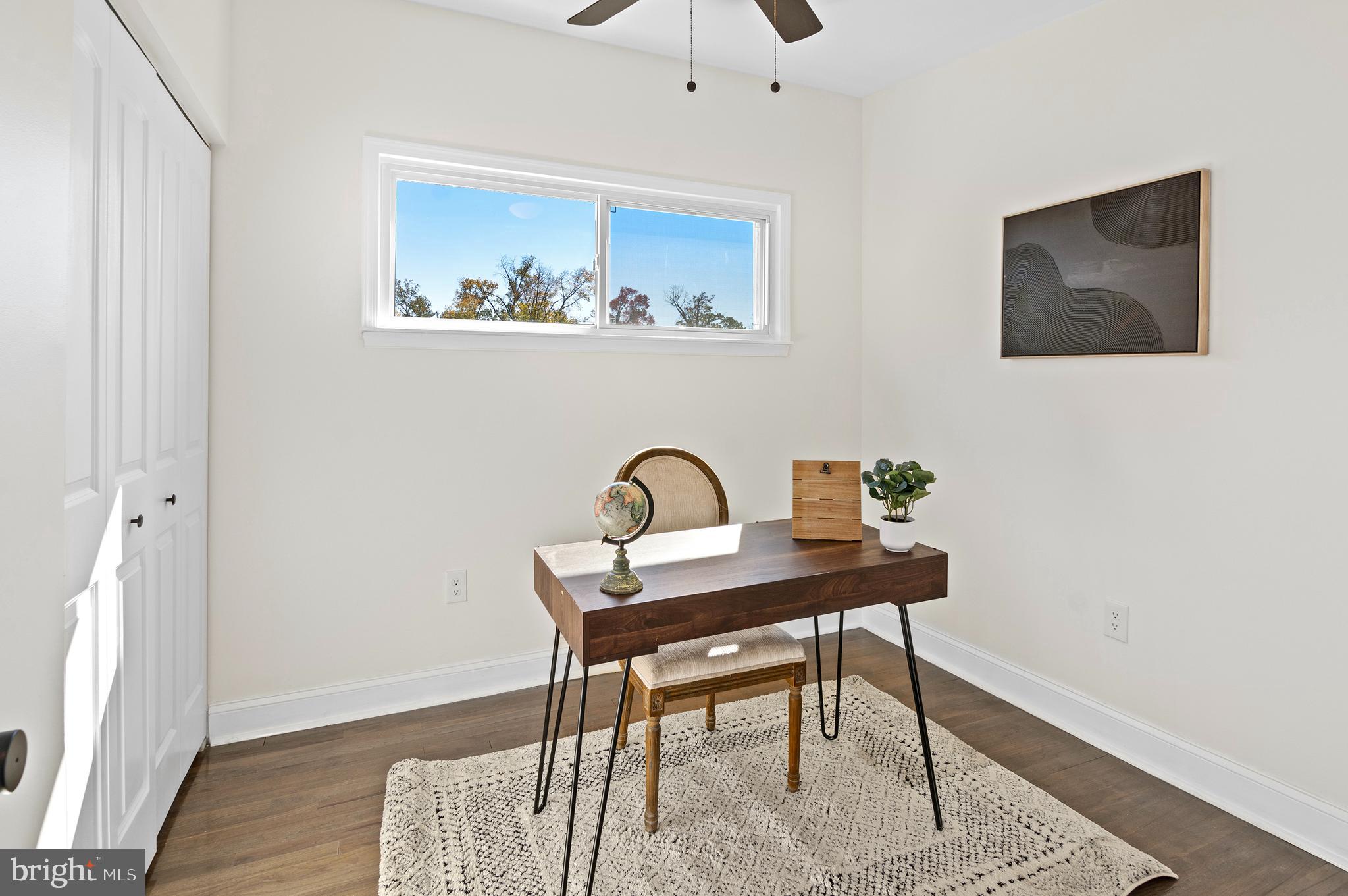 SEVEN MILE - Residential