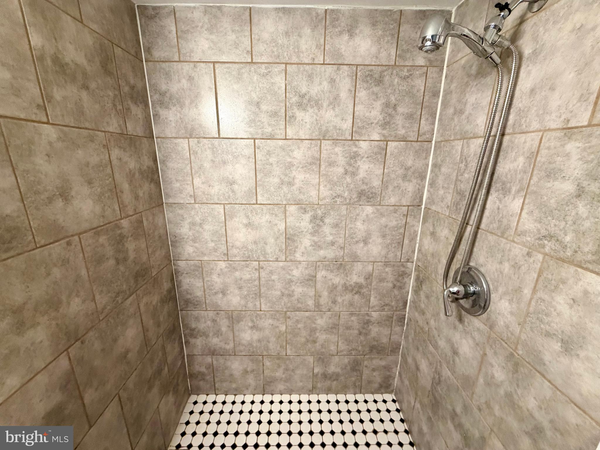 COLGATE - Residential