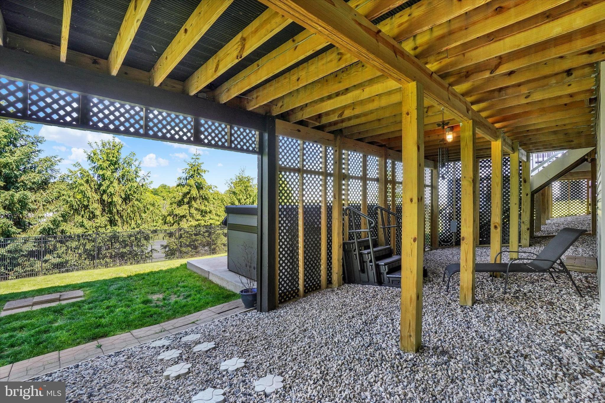 ROLLING MEADOWS AT RENTZEL FARM - Residential