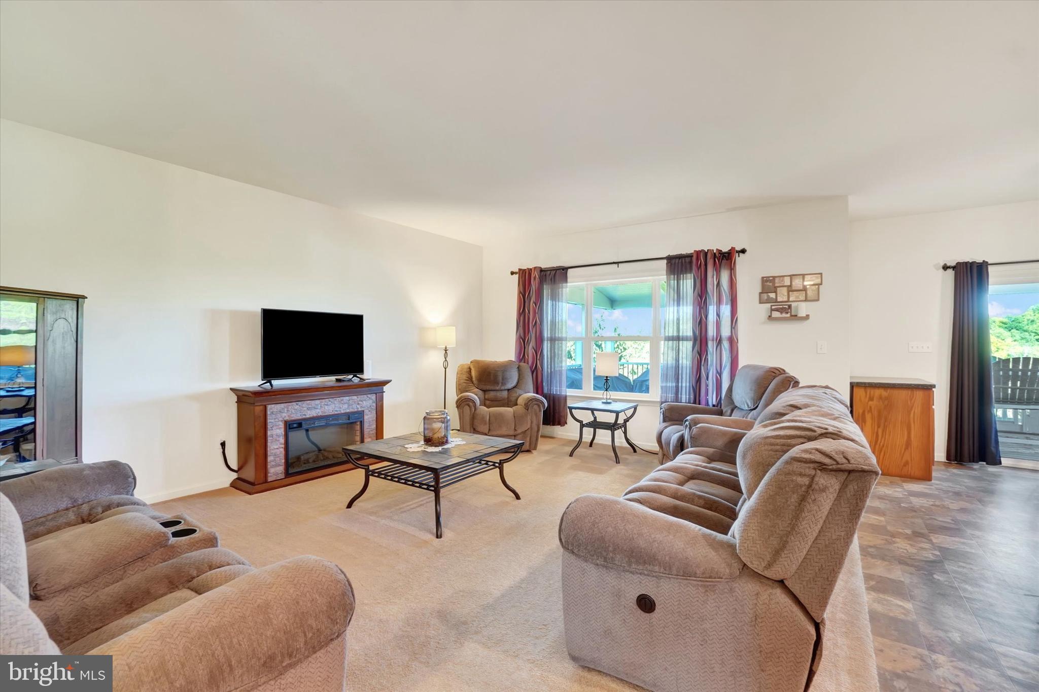 ROLLING MEADOWS AT RENTZEL FARM - Residential