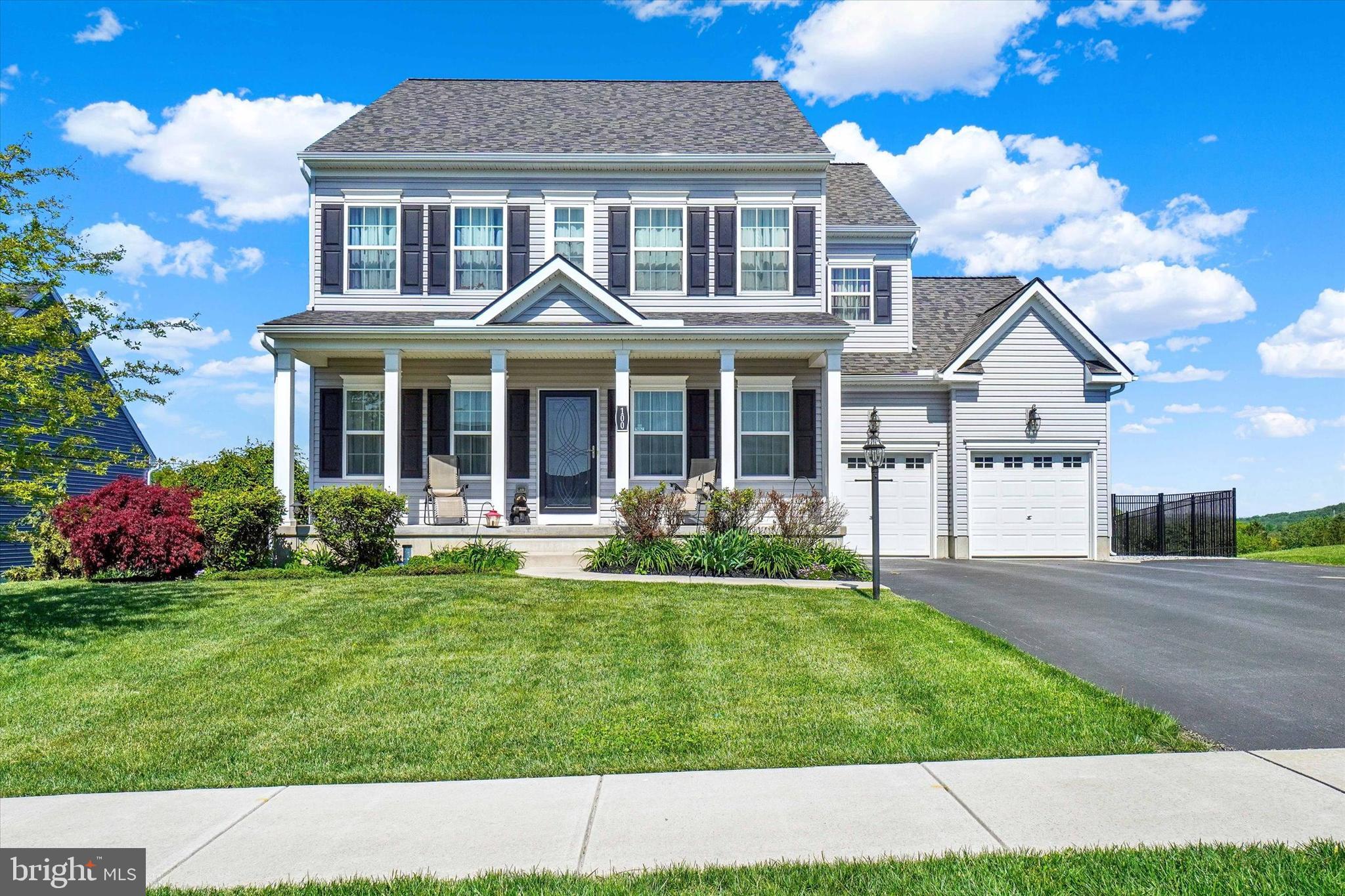 ROLLING MEADOWS AT RENTZEL FARM - Residential
