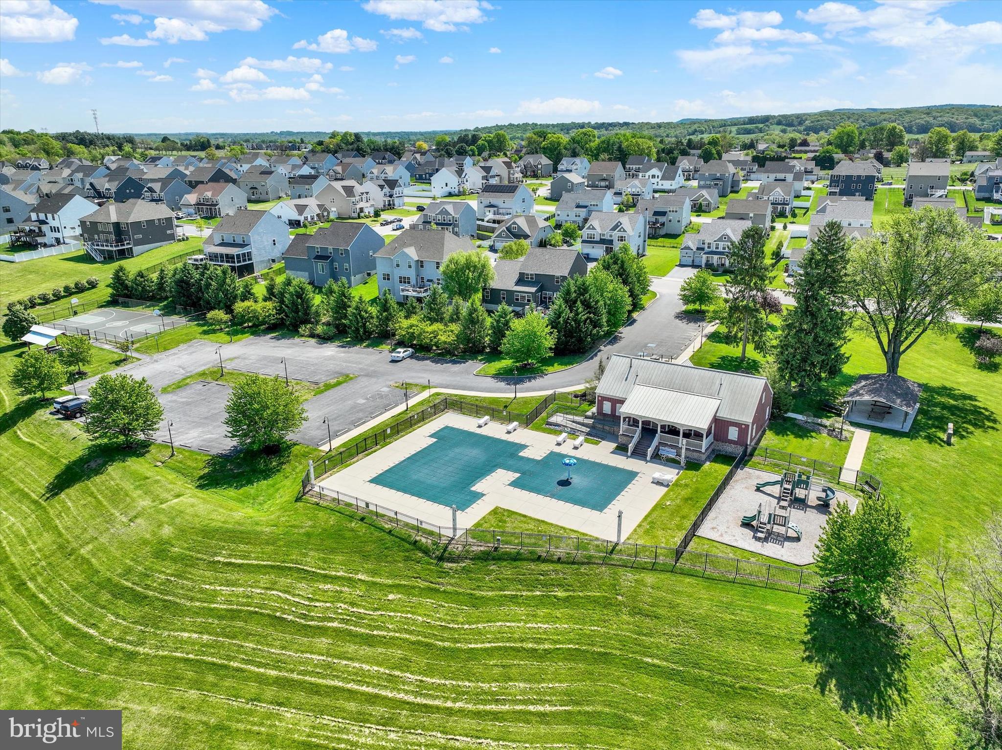 ROLLING MEADOWS AT RENTZEL FARM - Residential