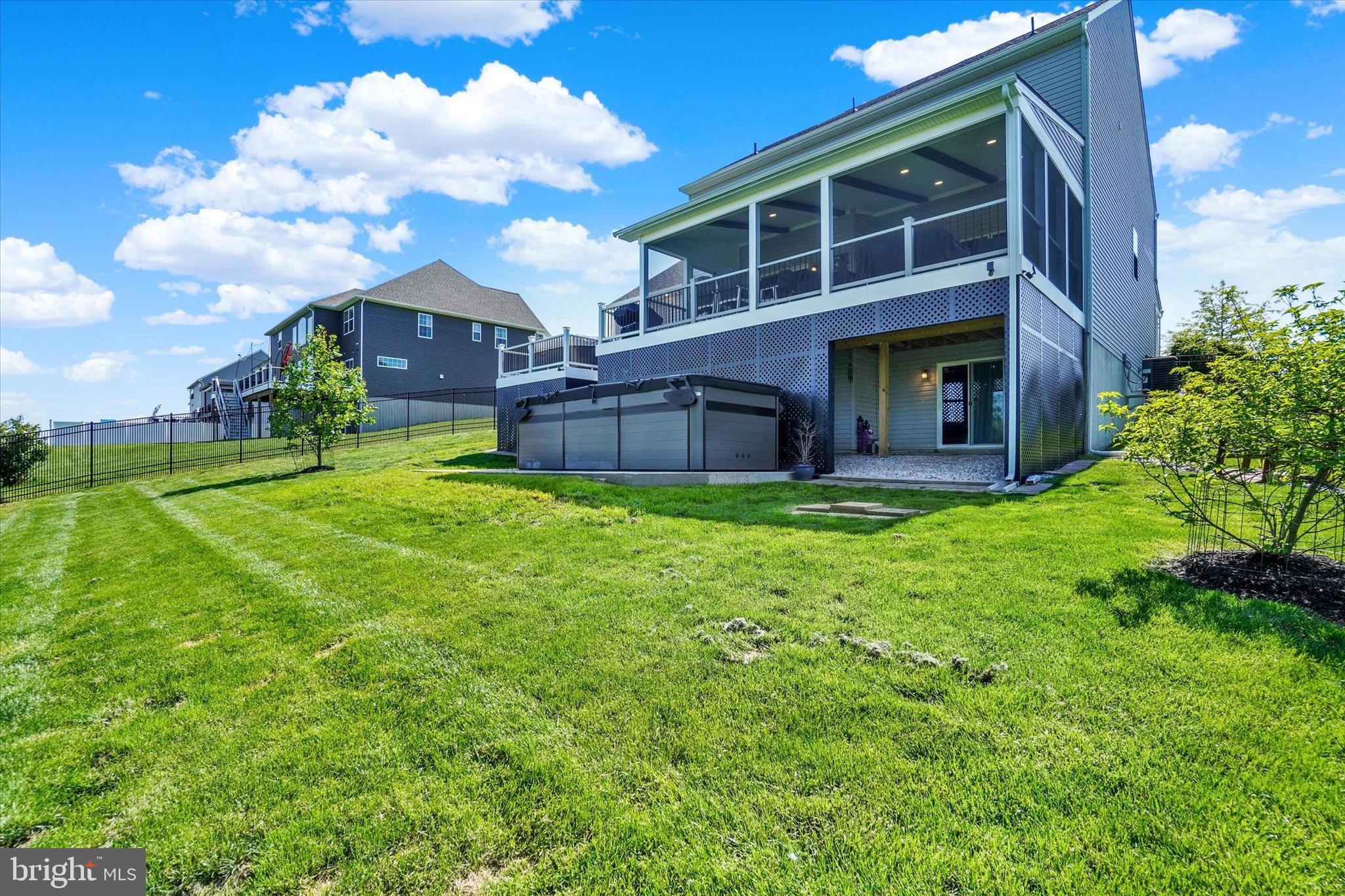 ROLLING MEADOWS AT RENTZEL FARM - Residential
