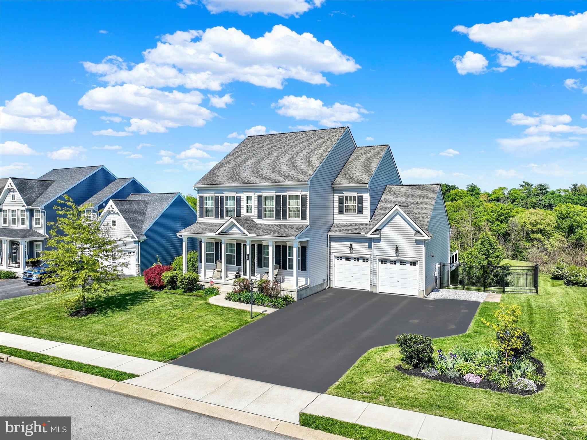 ROLLING MEADOWS AT RENTZEL FARM - Residential