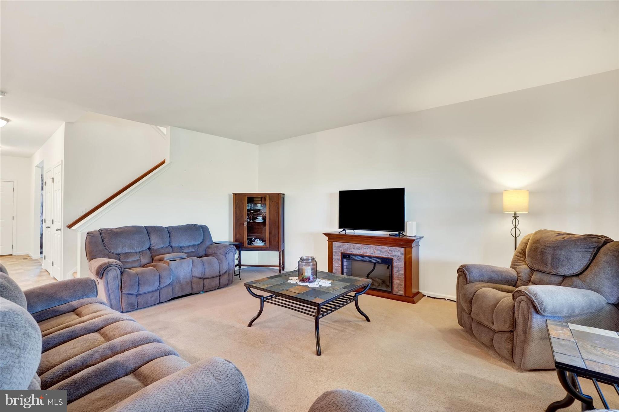 ROLLING MEADOWS AT RENTZEL FARM - Residential