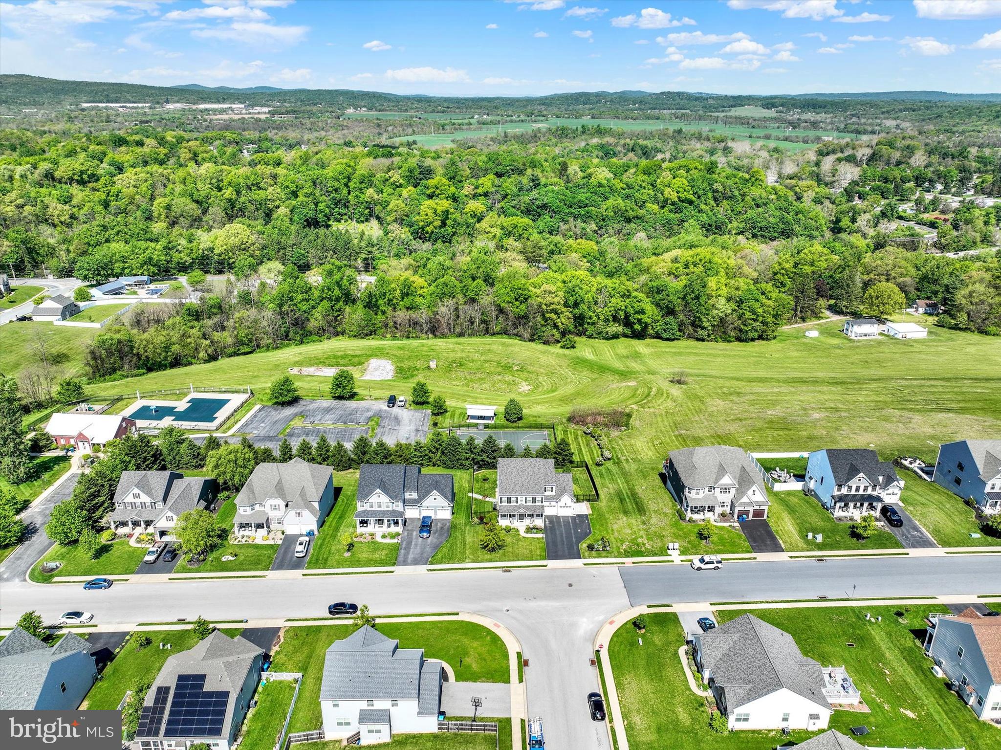 ROLLING MEADOWS AT RENTZEL FARM - Residential