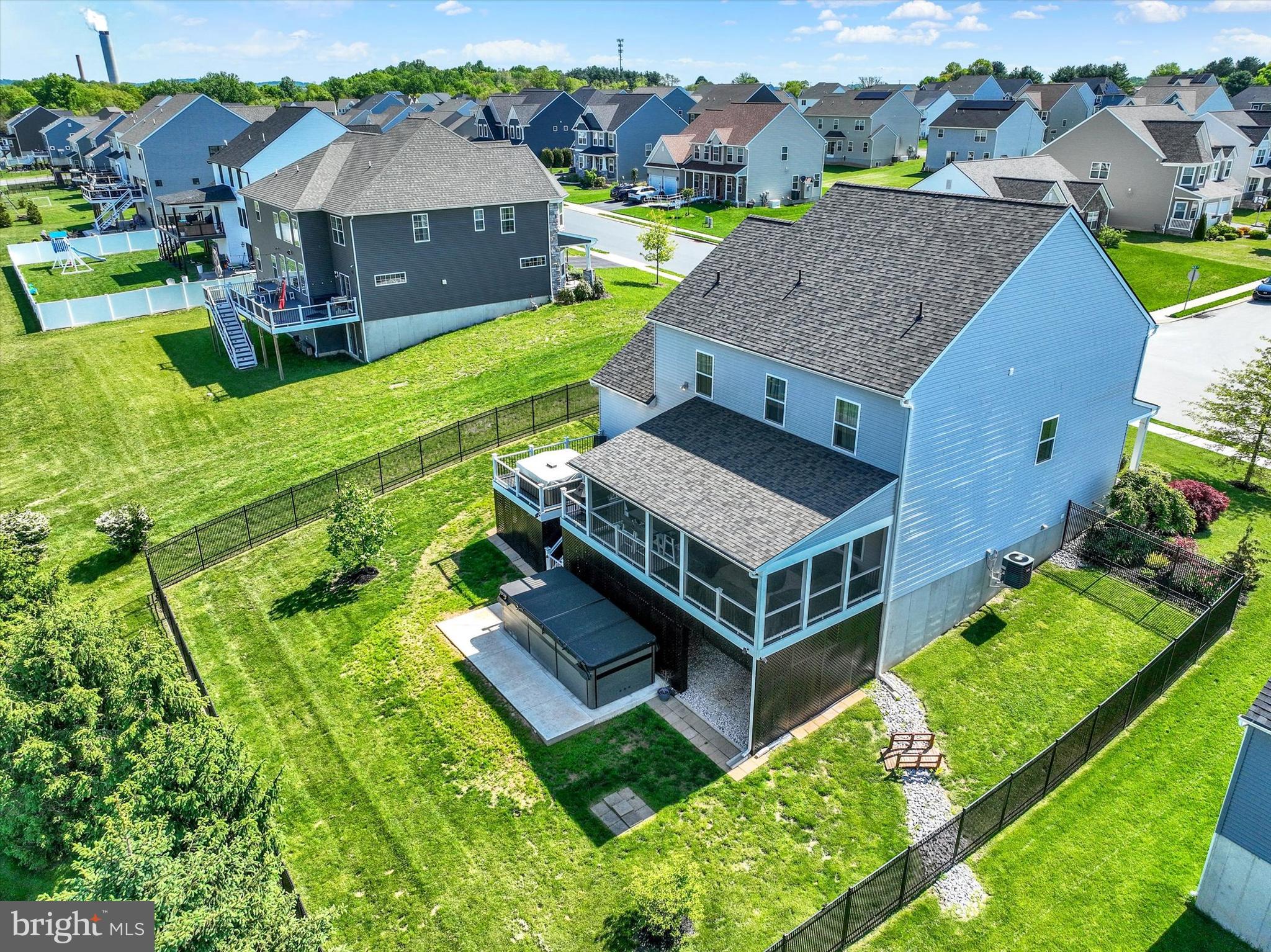 ROLLING MEADOWS AT RENTZEL FARM - Residential