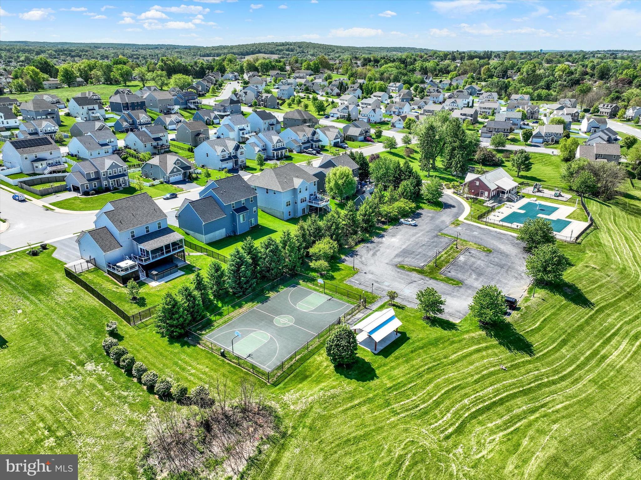 ROLLING MEADOWS AT RENTZEL FARM - Residential