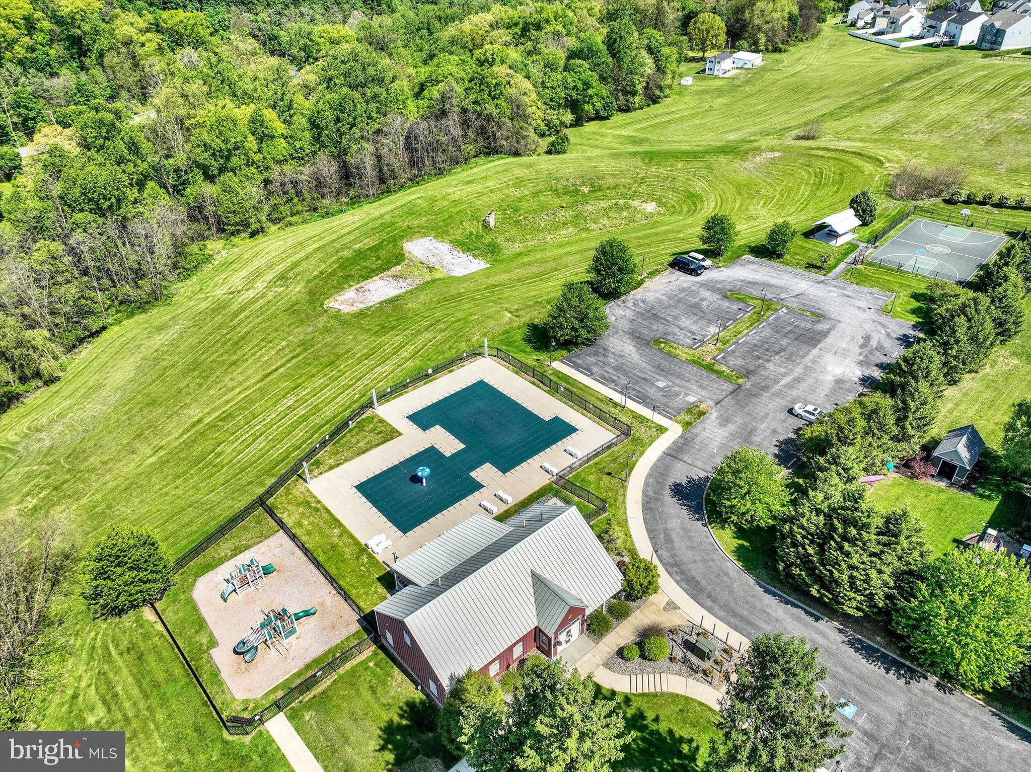 ROLLING MEADOWS AT RENTZEL FARM - Residential