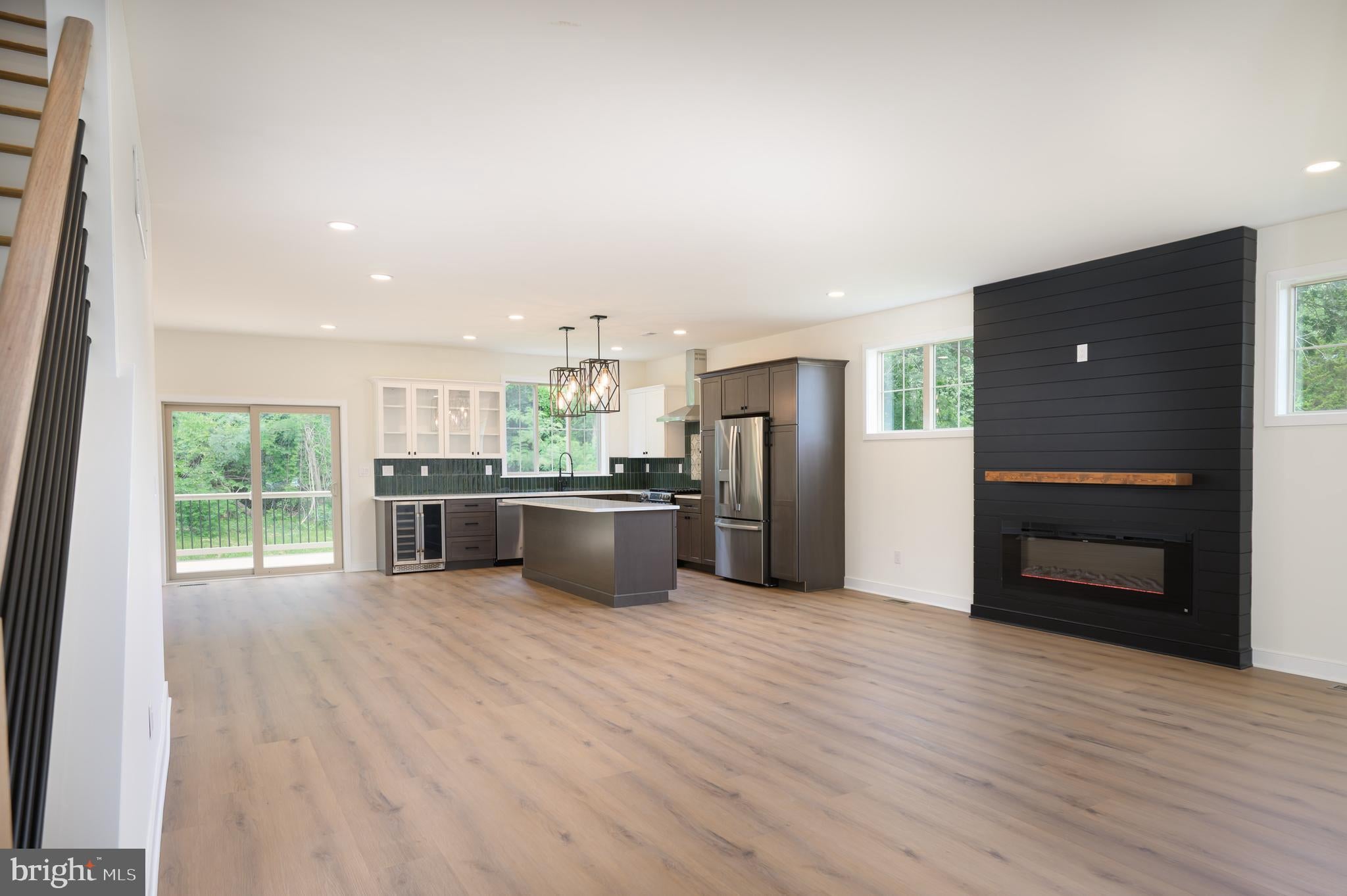 35 W COHAWKIN ROAD