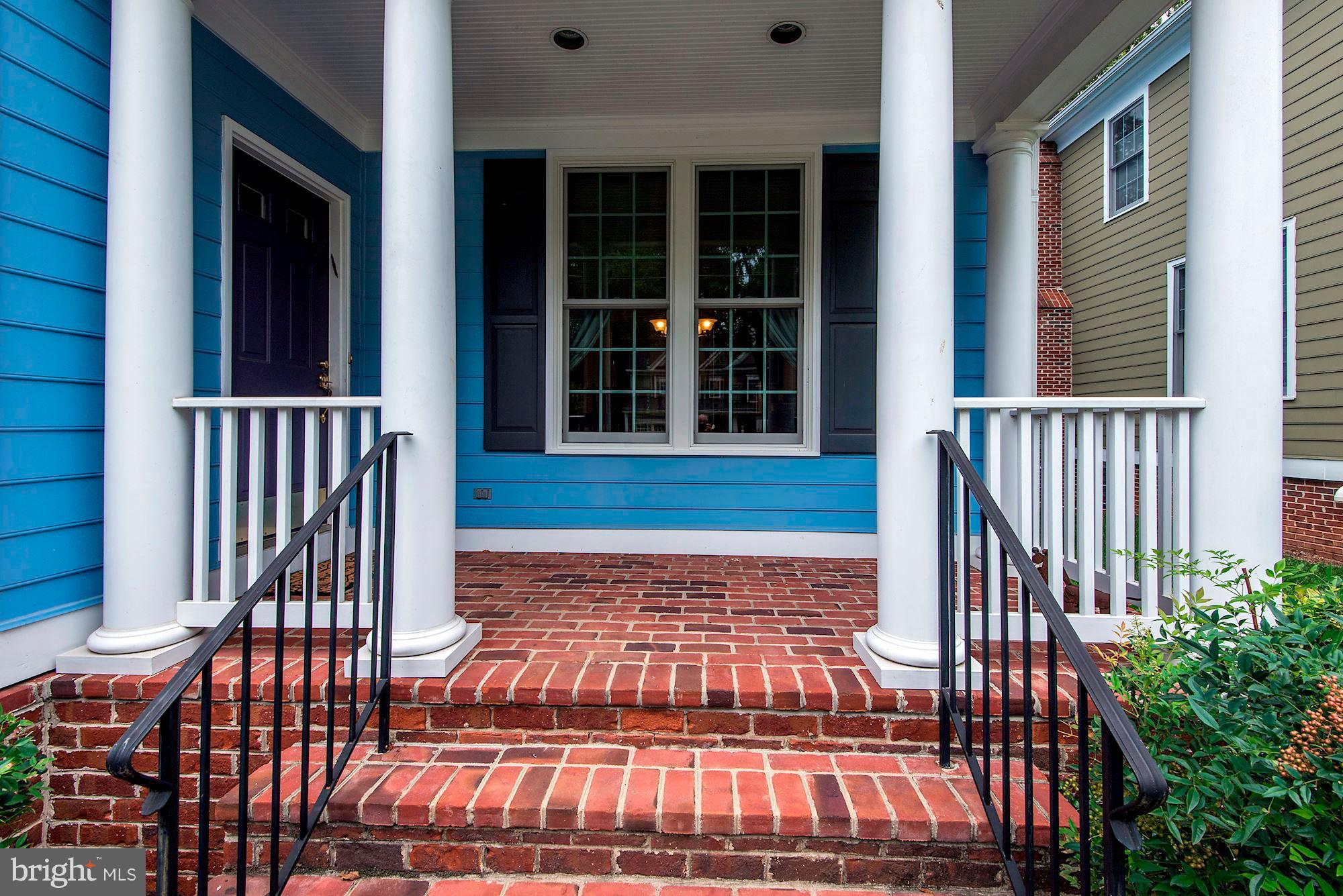 ALTA VISTA - Residential