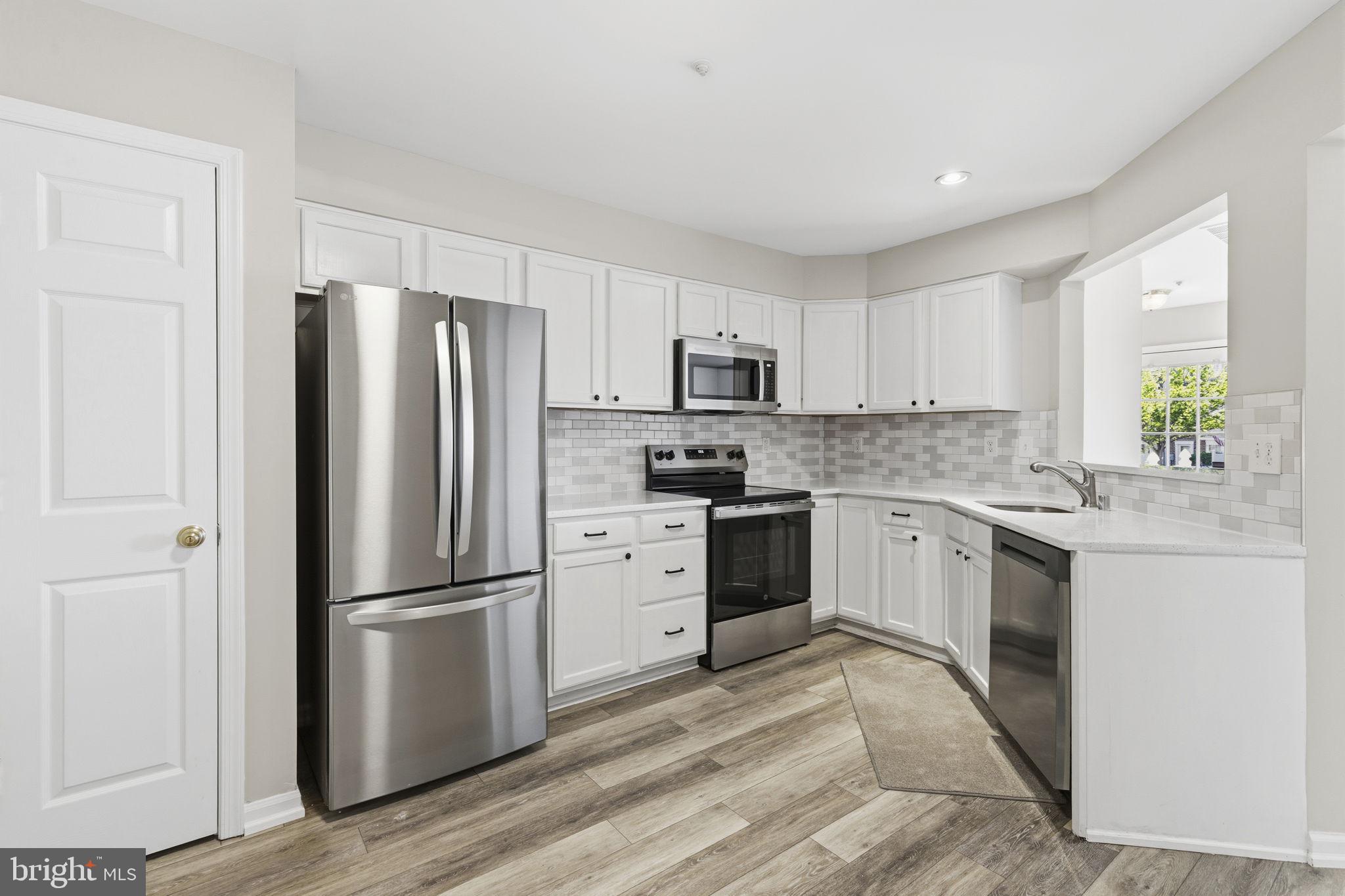 THE VILLAGE SOUTHFIELD - Residential