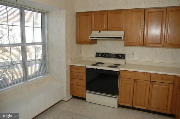 SUDLEY MANOR - Residential Lease