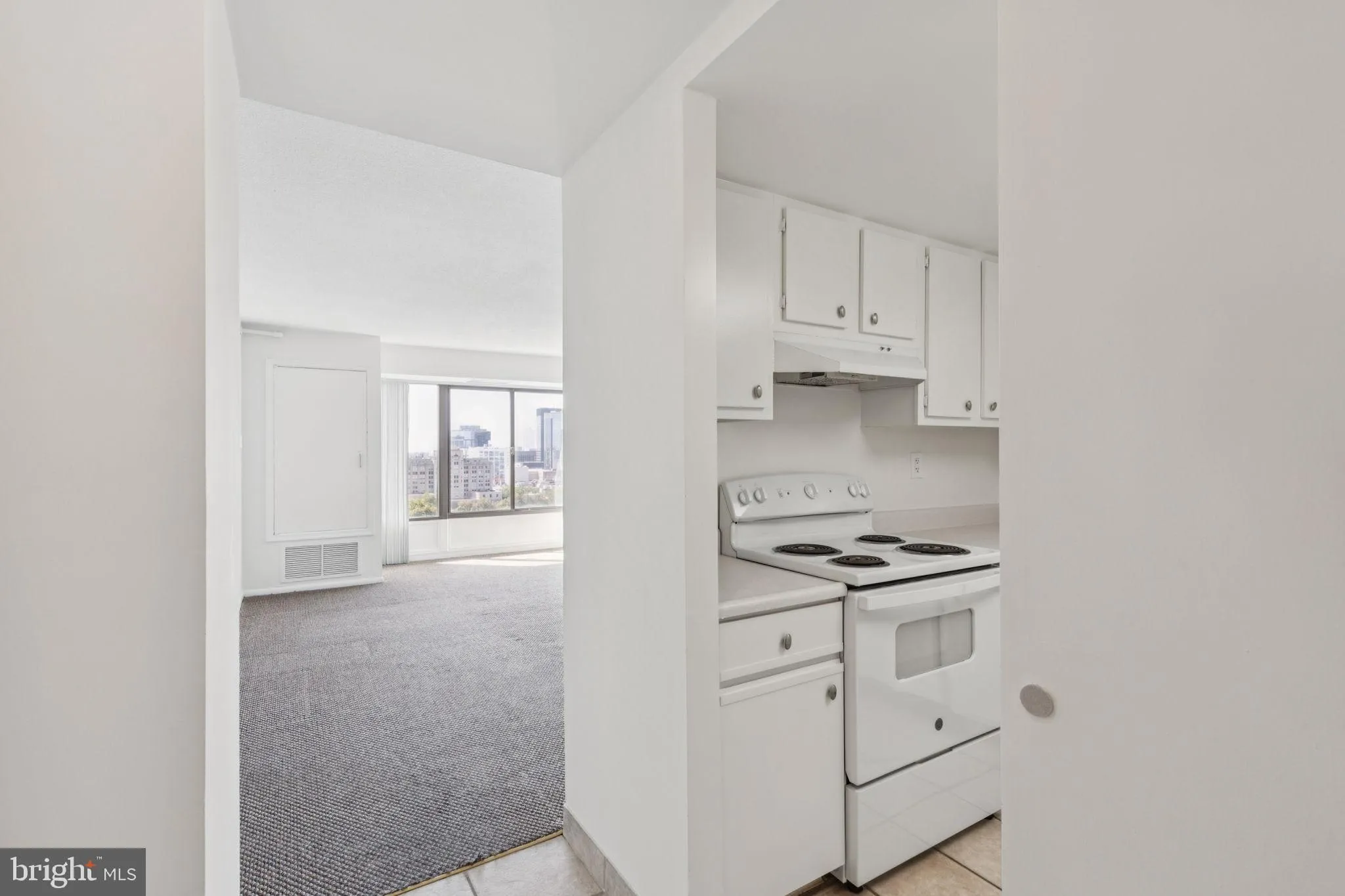 Philadelphia, Pennsylvania 19130, United States, ,1 BathroomBathrooms,Residential,Active,204832