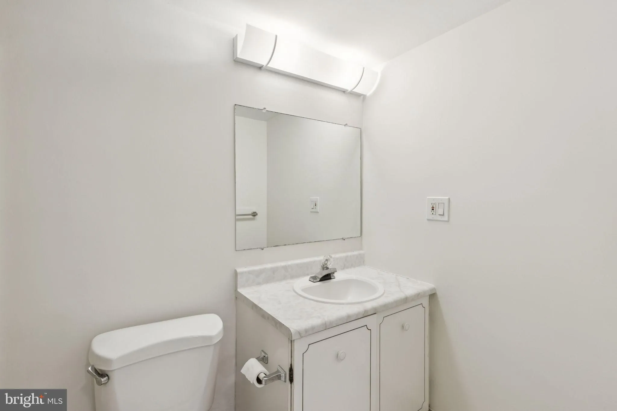 Philadelphia, Pennsylvania 19130, United States, ,1 BathroomBathrooms,Residential,Active,204832