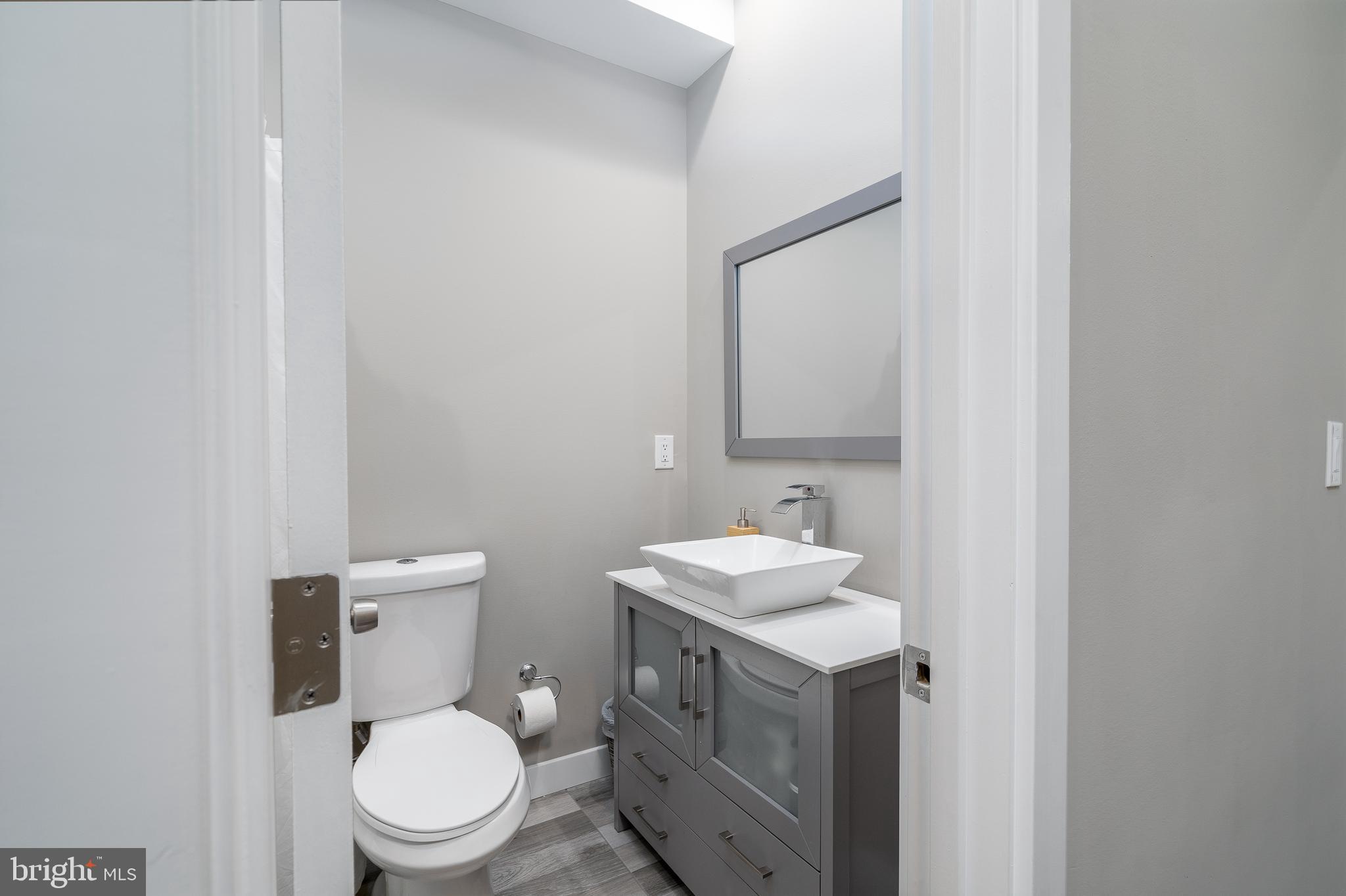 POINT BREEZE - Residential