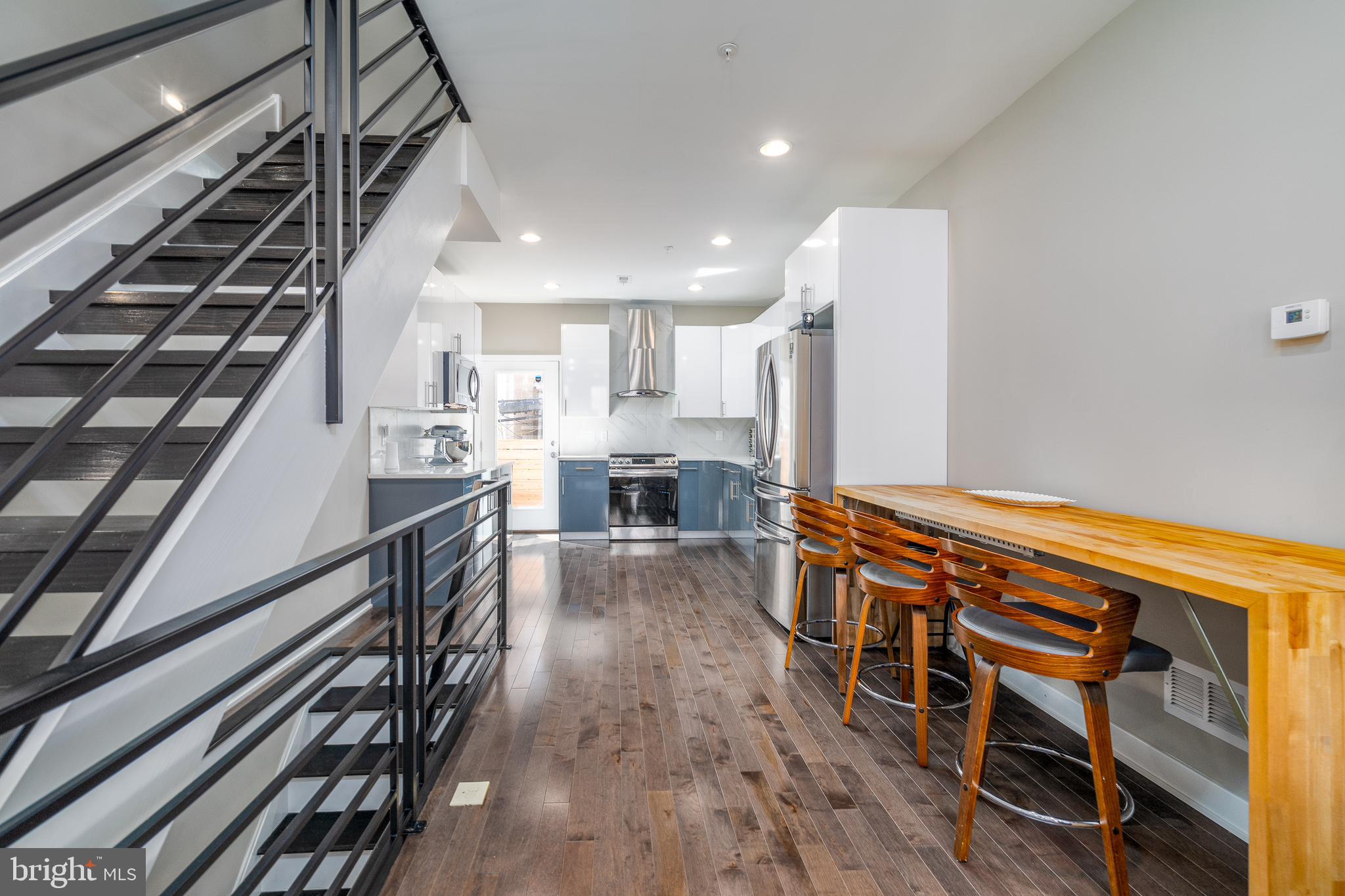 POINT BREEZE - Residential