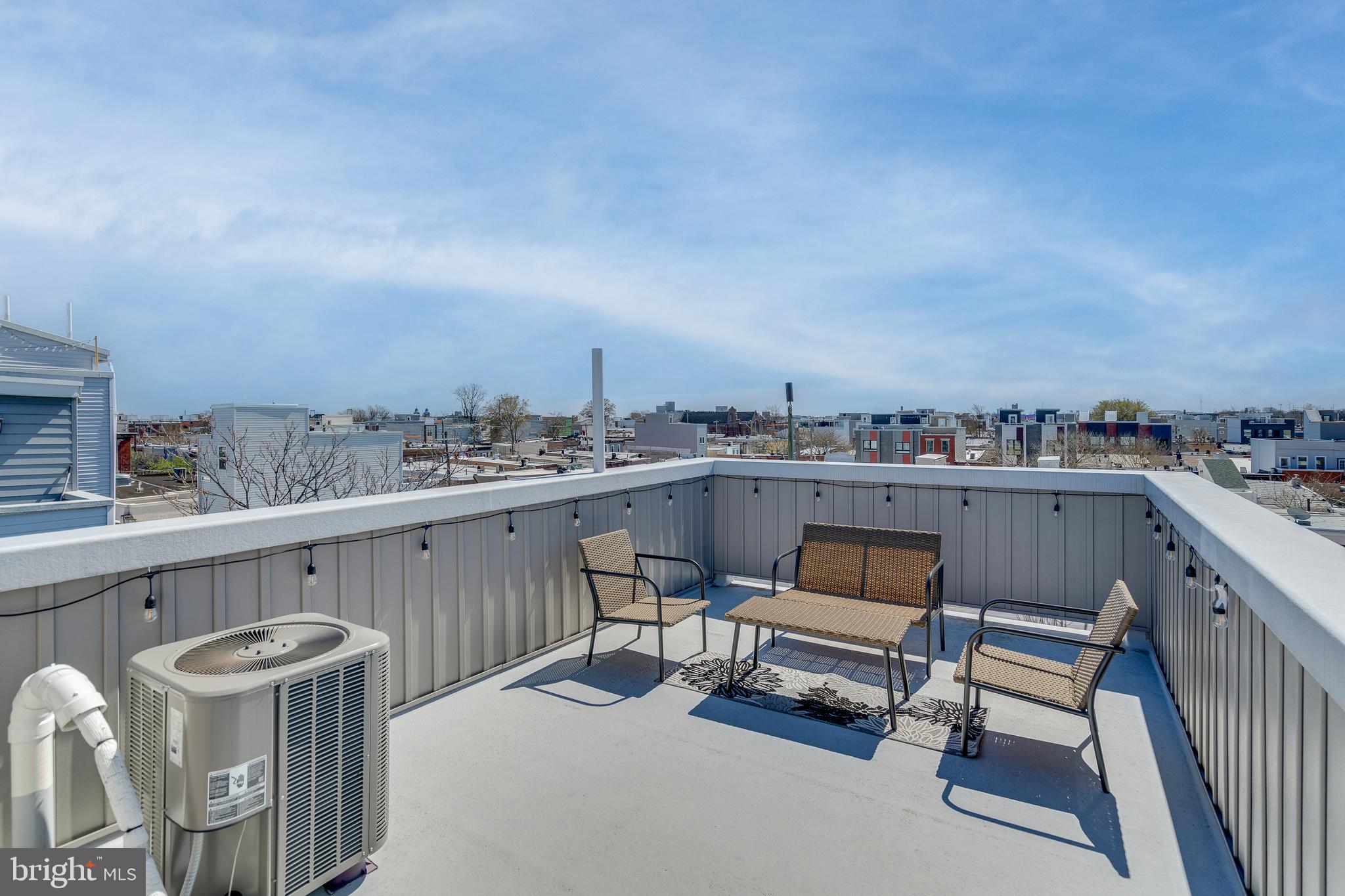 POINT BREEZE - Residential