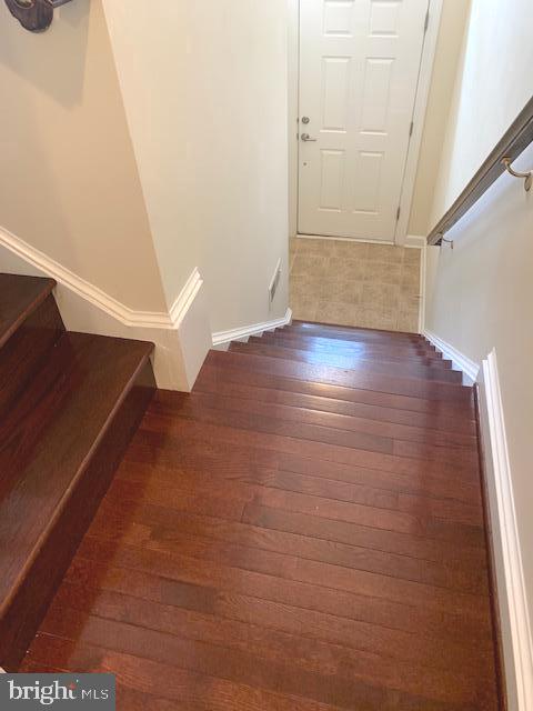 LORTON STATION SOUTH - Residential Lease