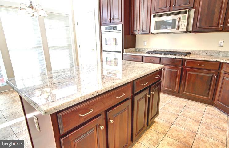 LORTON STATION SOUTH - Residential Lease