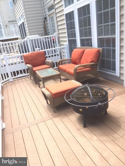 LORTON STATION SOUTH - Residential Lease