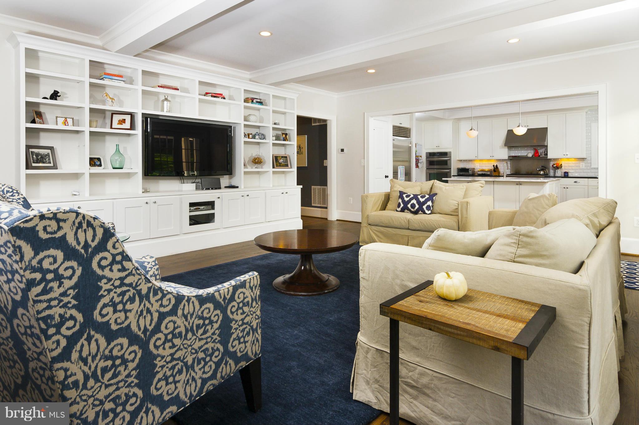 LEE HEIGHTS - Residential