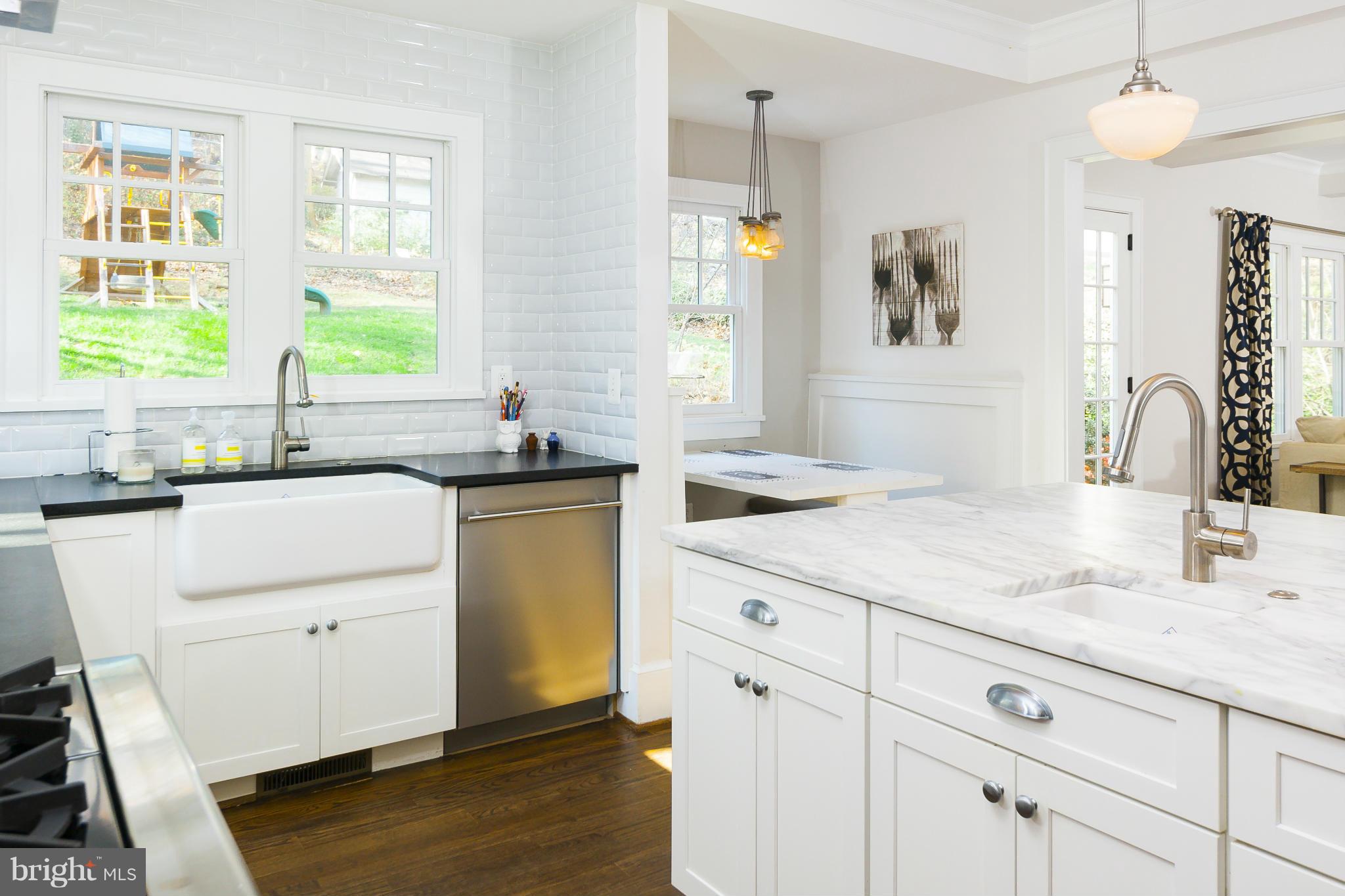 LEE HEIGHTS - Residential