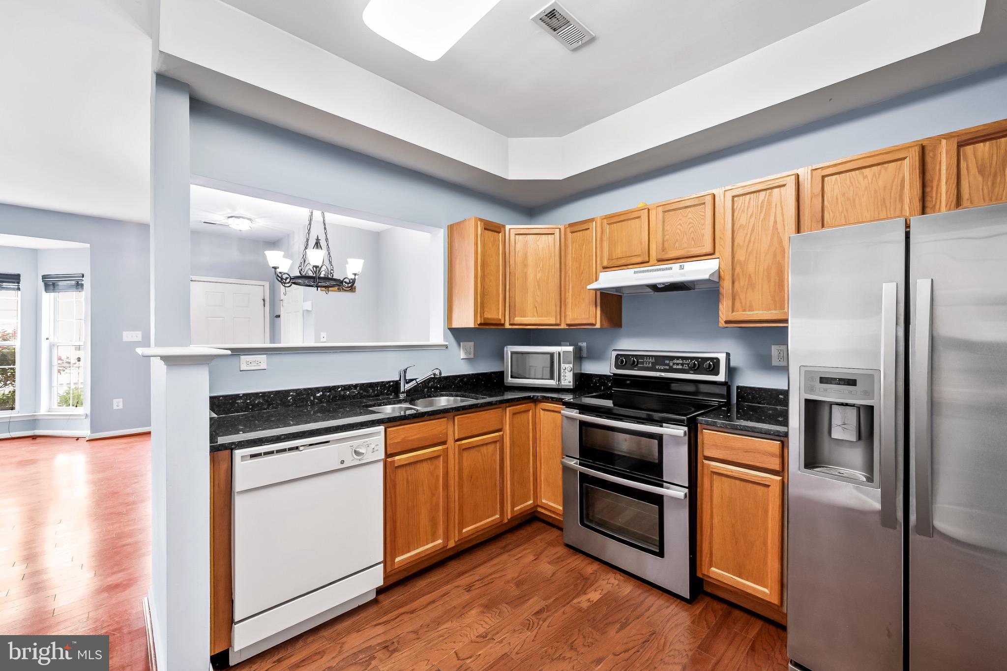 SEVEN OAKS - Residential Lease