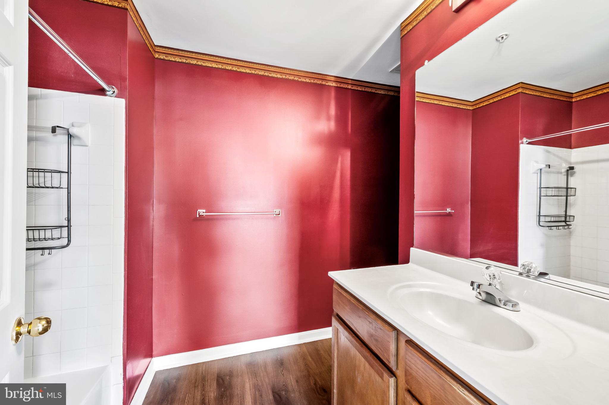 SEVEN OAKS - Residential Lease