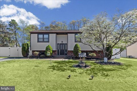 Photo of 6 Dori Court, SICKLERVILLE, NJ 08081 (MLS # NJCD2113008)