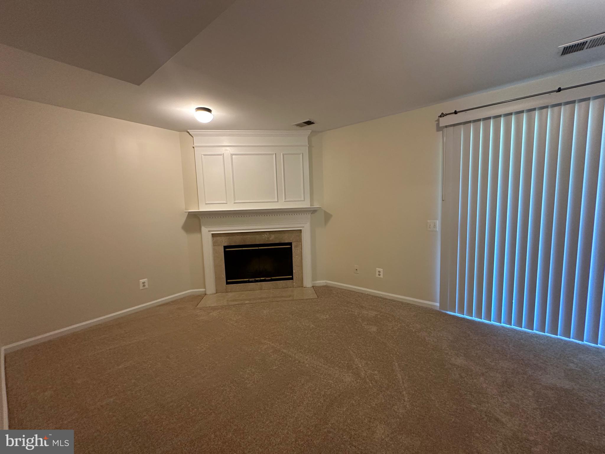 CAROLYN FOREST - Residential Lease