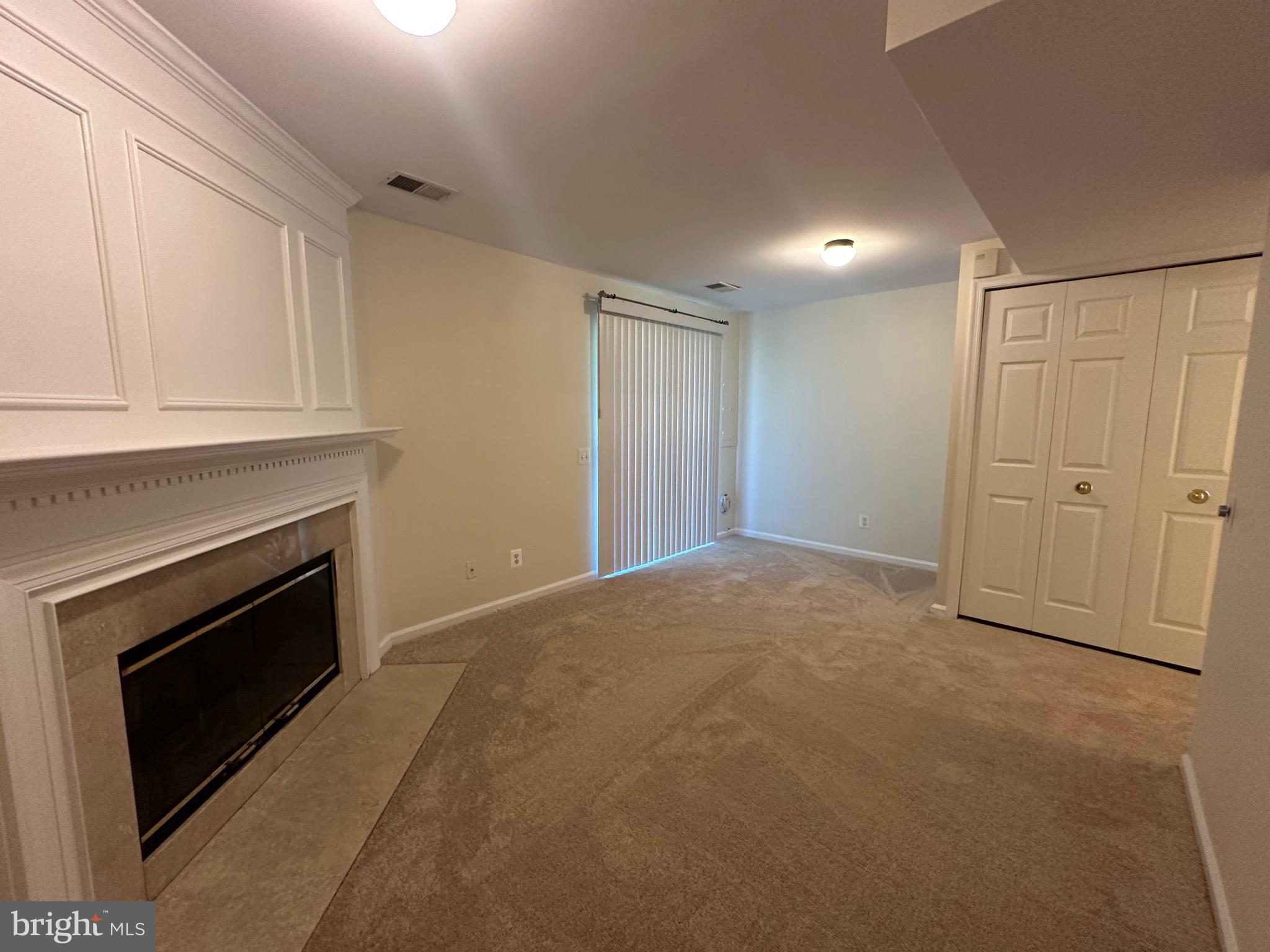 CAROLYN FOREST - Residential Lease