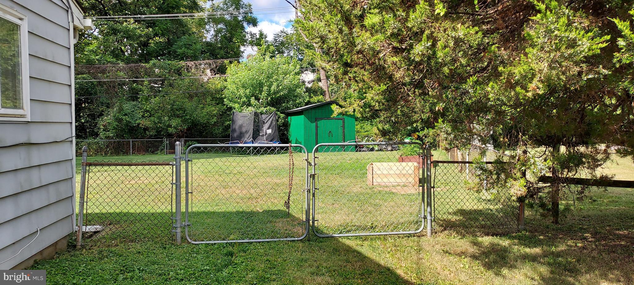 THE MEADOWS - Residential