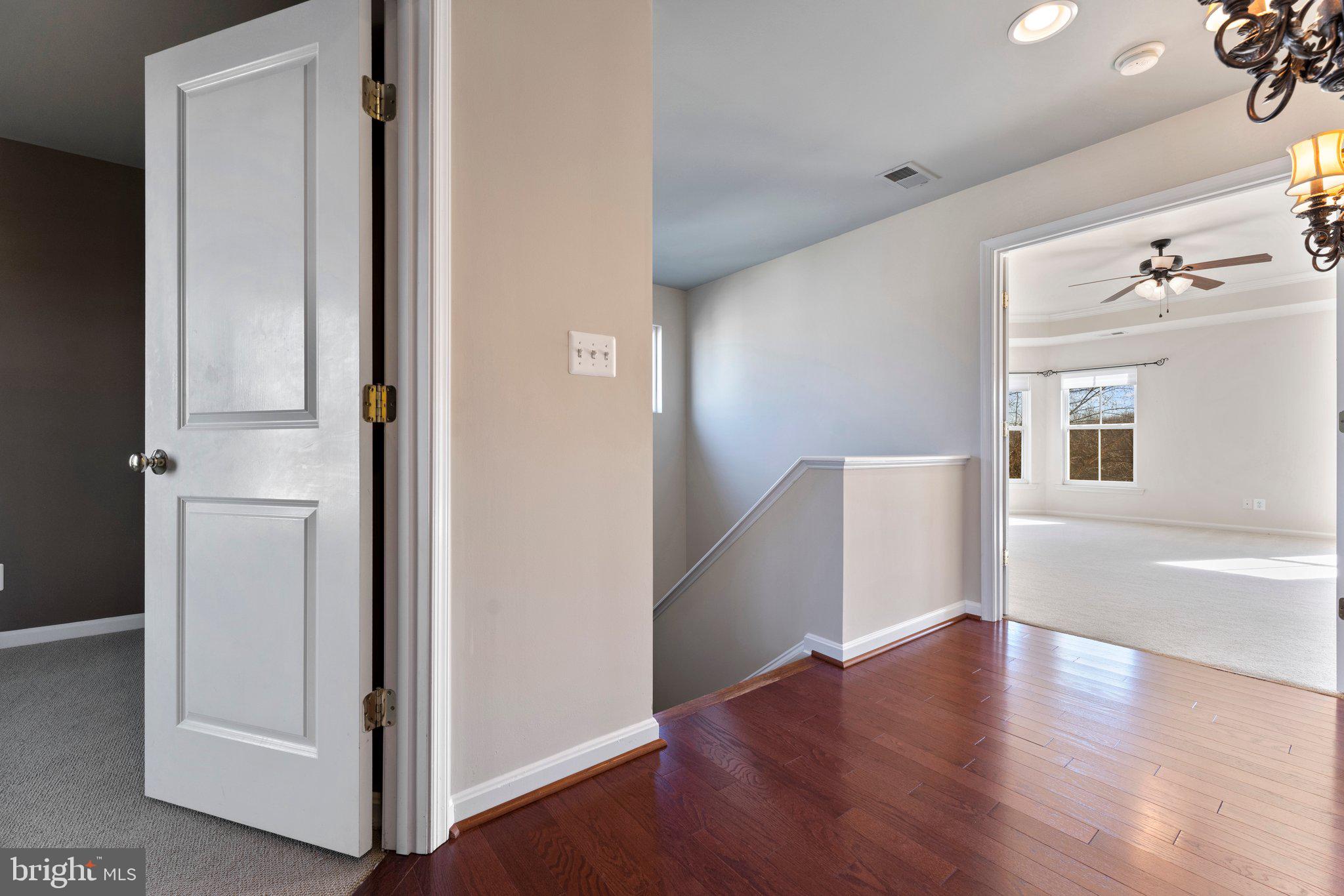 VINT HILL - Residential Lease