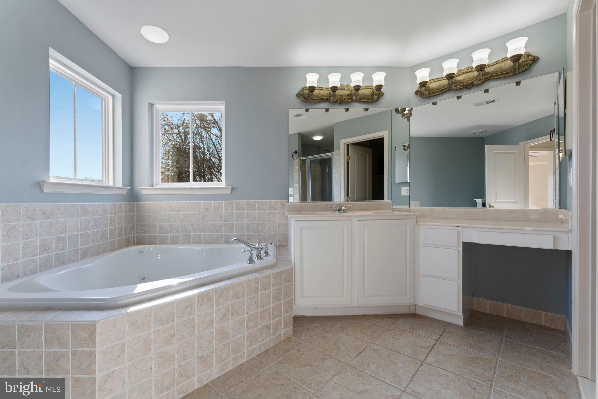 VINT HILL - Residential Lease