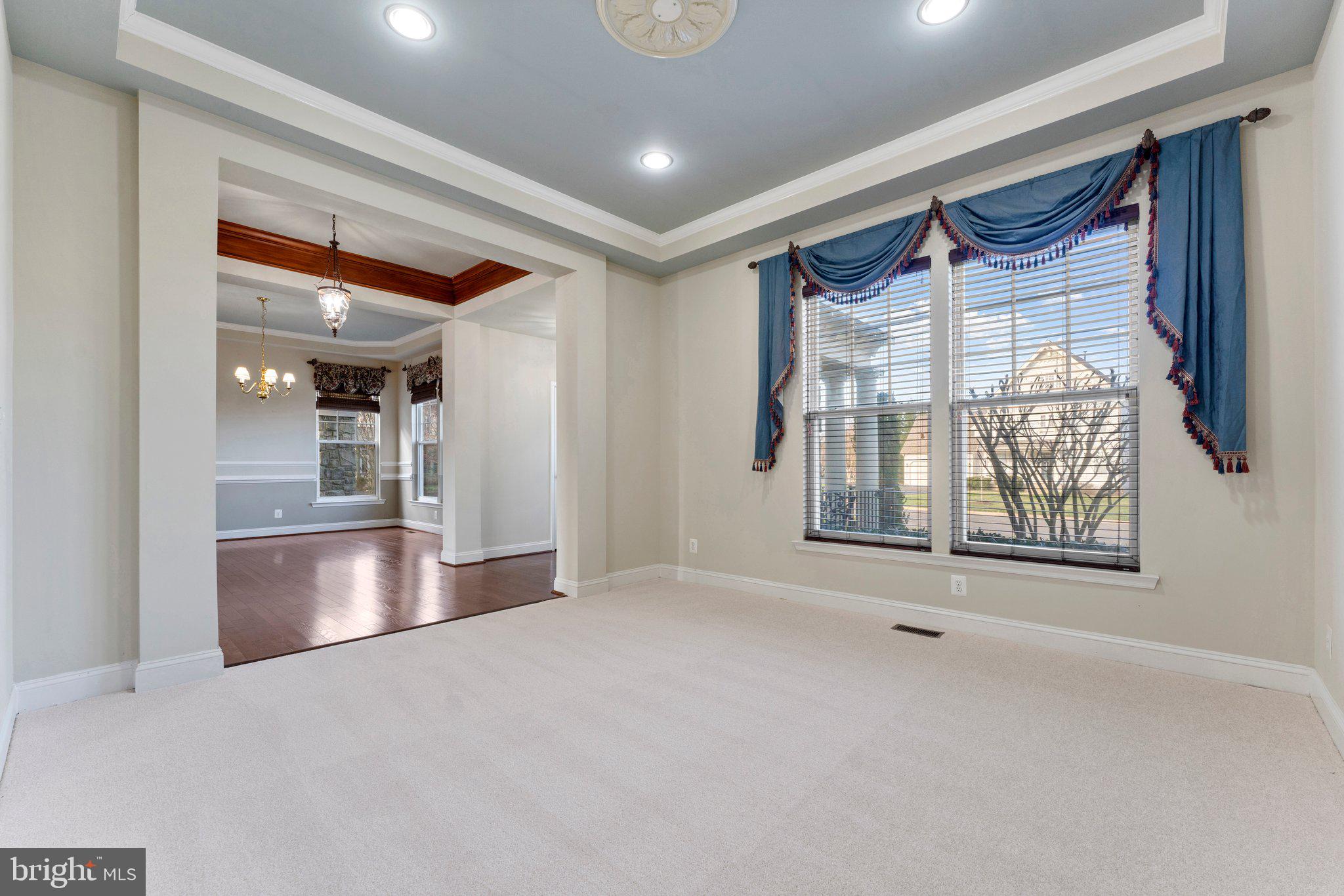 VINT HILL - Residential Lease